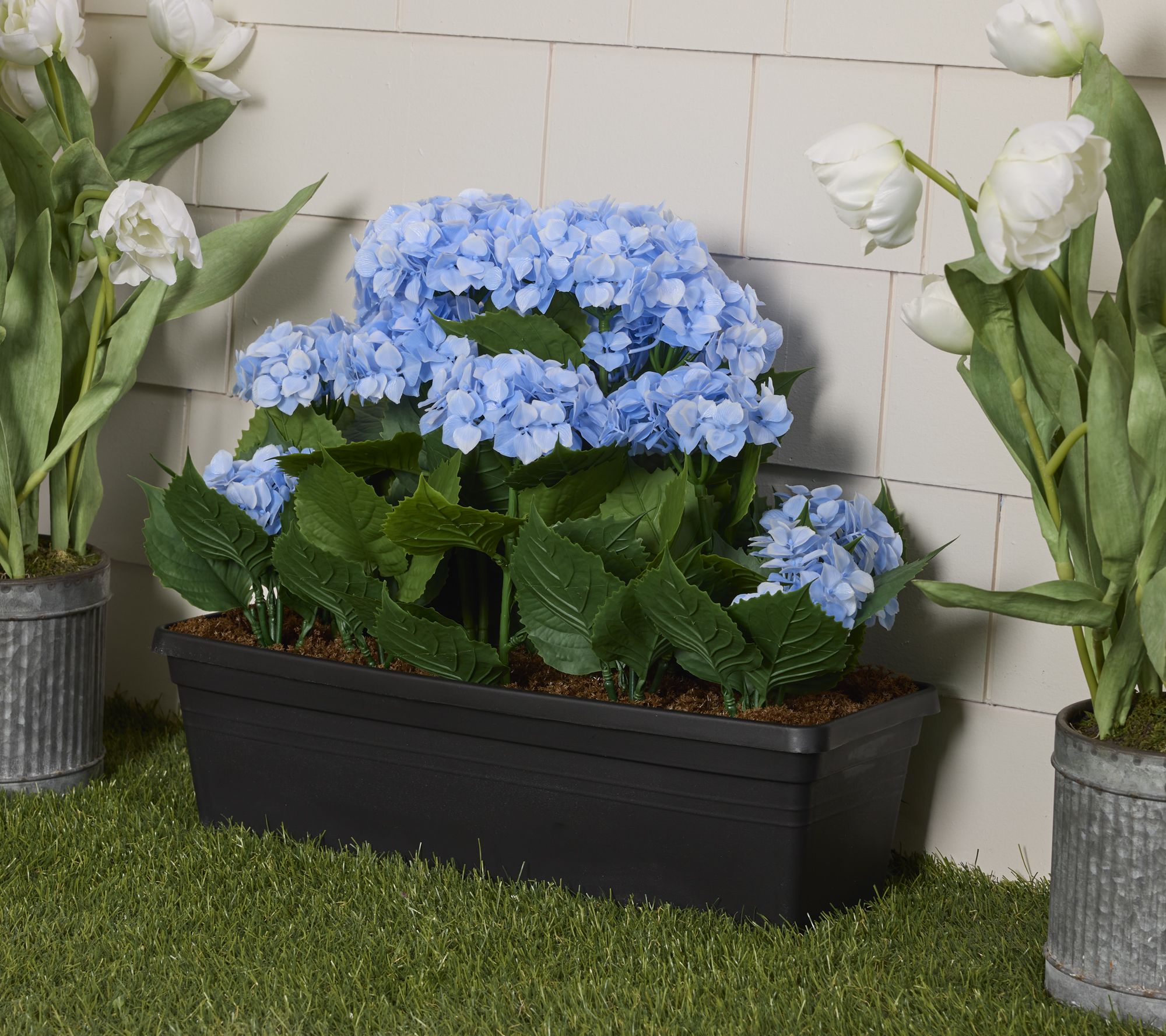 Wicker Park 20" Oversized Indoor/Outdoor Faux Floral Planter Box