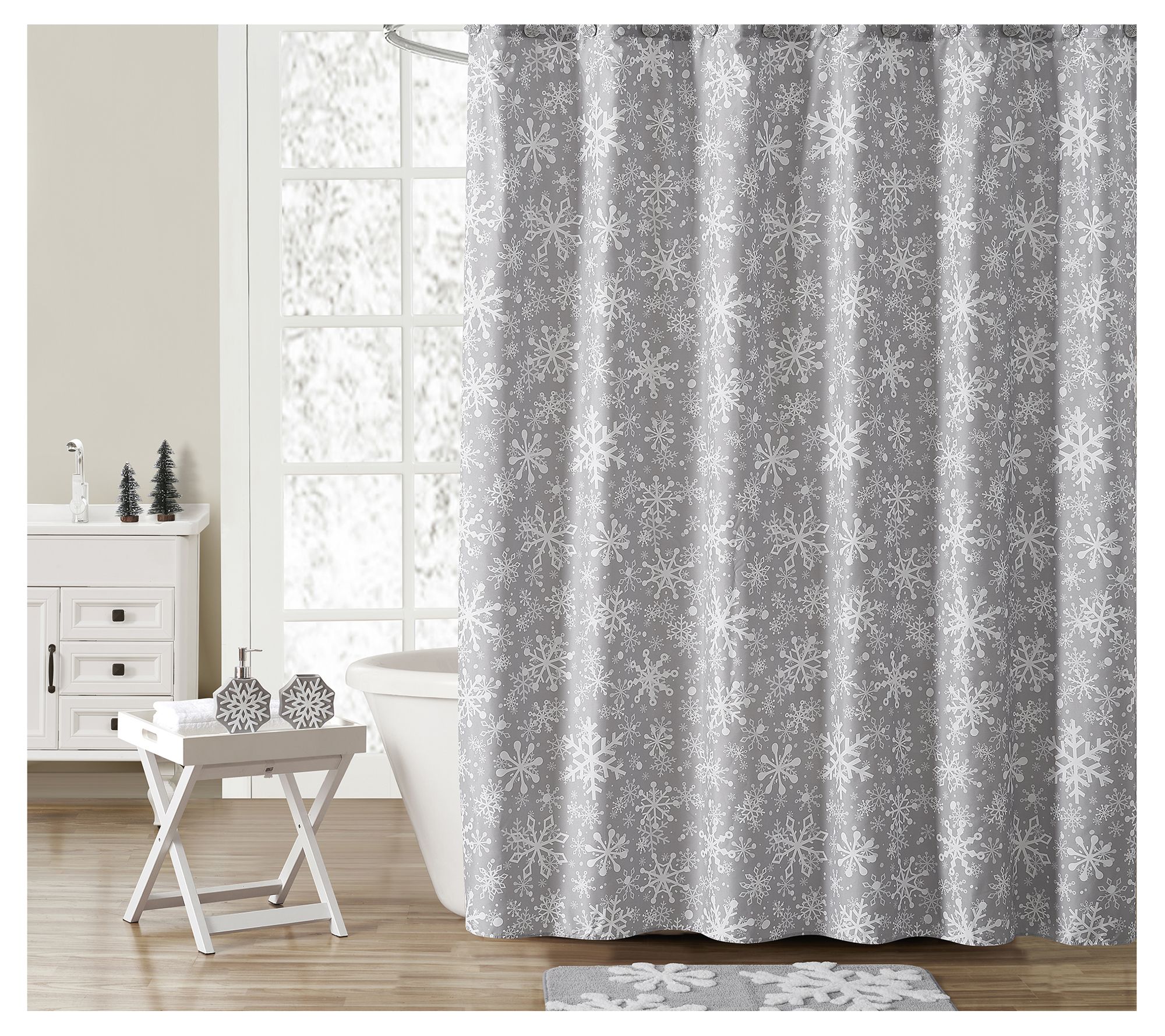 VCNY Home 16-Piece Snowflake Holiday Shower Curtain Bath Set