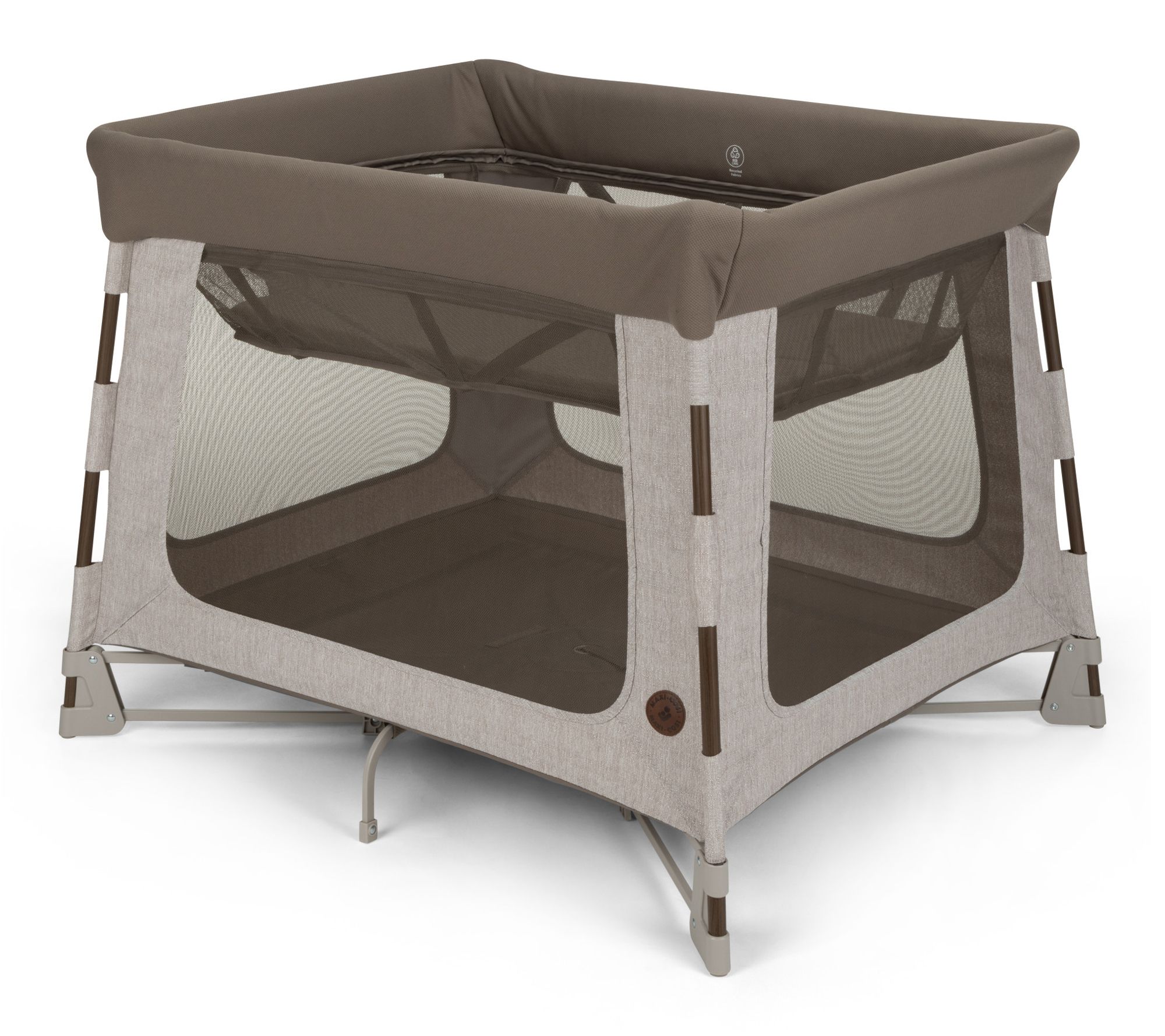 Maxi-Cosi Swift Play Yard in Classic Truffle