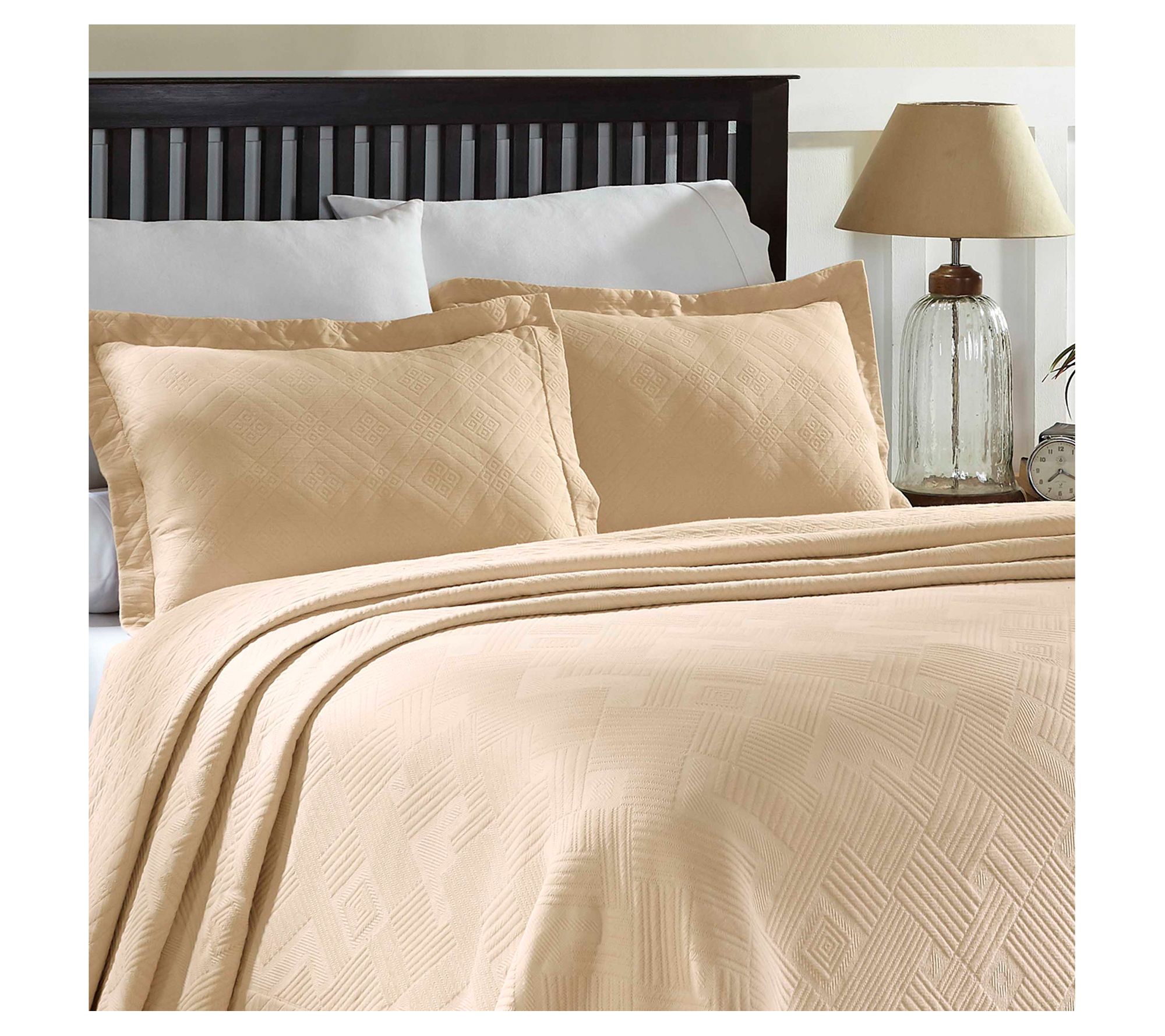 Superior Geometric Fret Cotton Scalloped Bedspread Set, Full