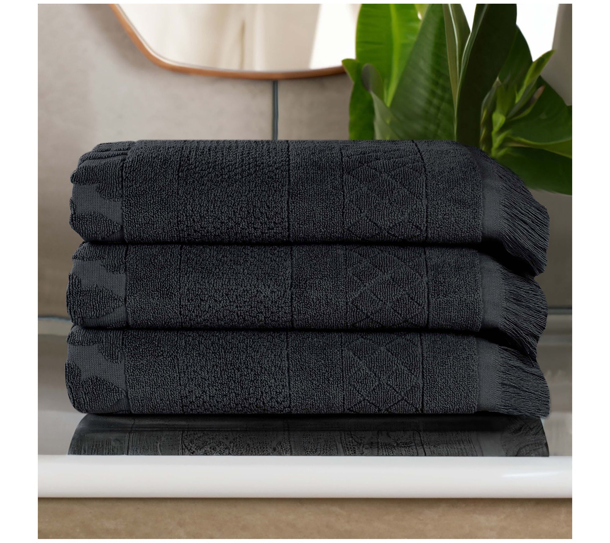 Superior Rolla Cotton Geometric Jacquard Bath Towel Set of 3