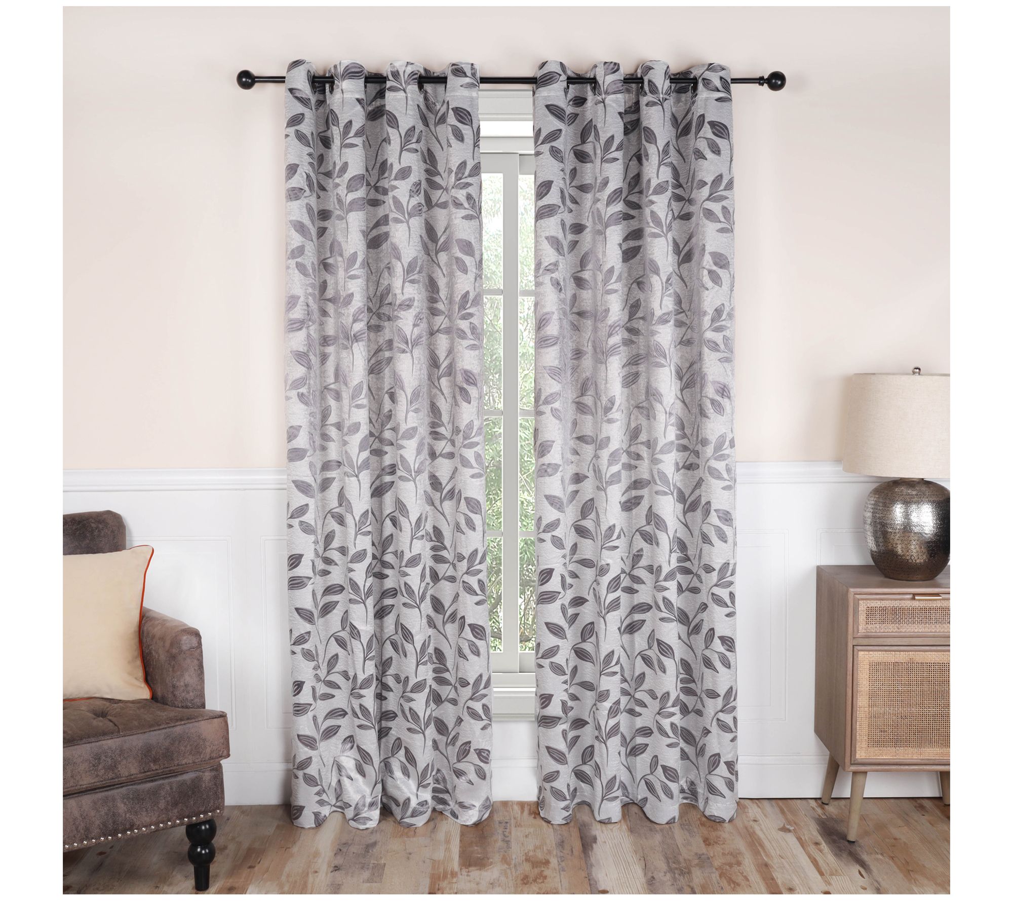 Superior Bohemian Leaves Blackout 2-Piece Curtain Set, 52x120