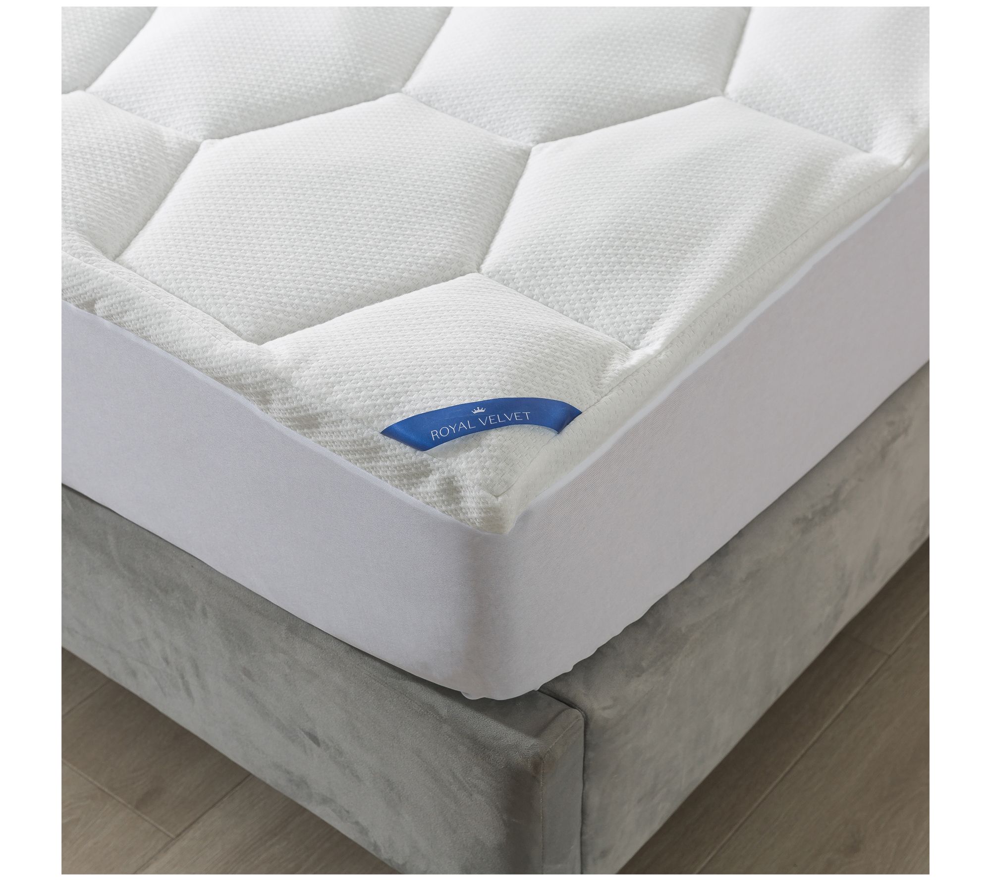 Royal Velvet Soft Knit Mattress TopperQueen