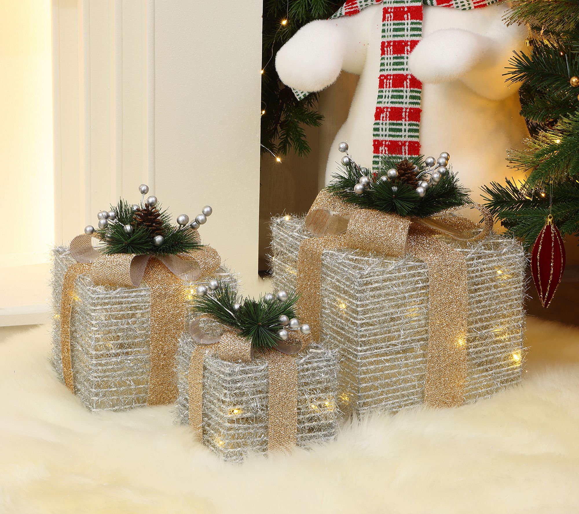 LuxenHome 3-Piece Lighted Silver Tinsel Gift Box Set w/ Ribbon