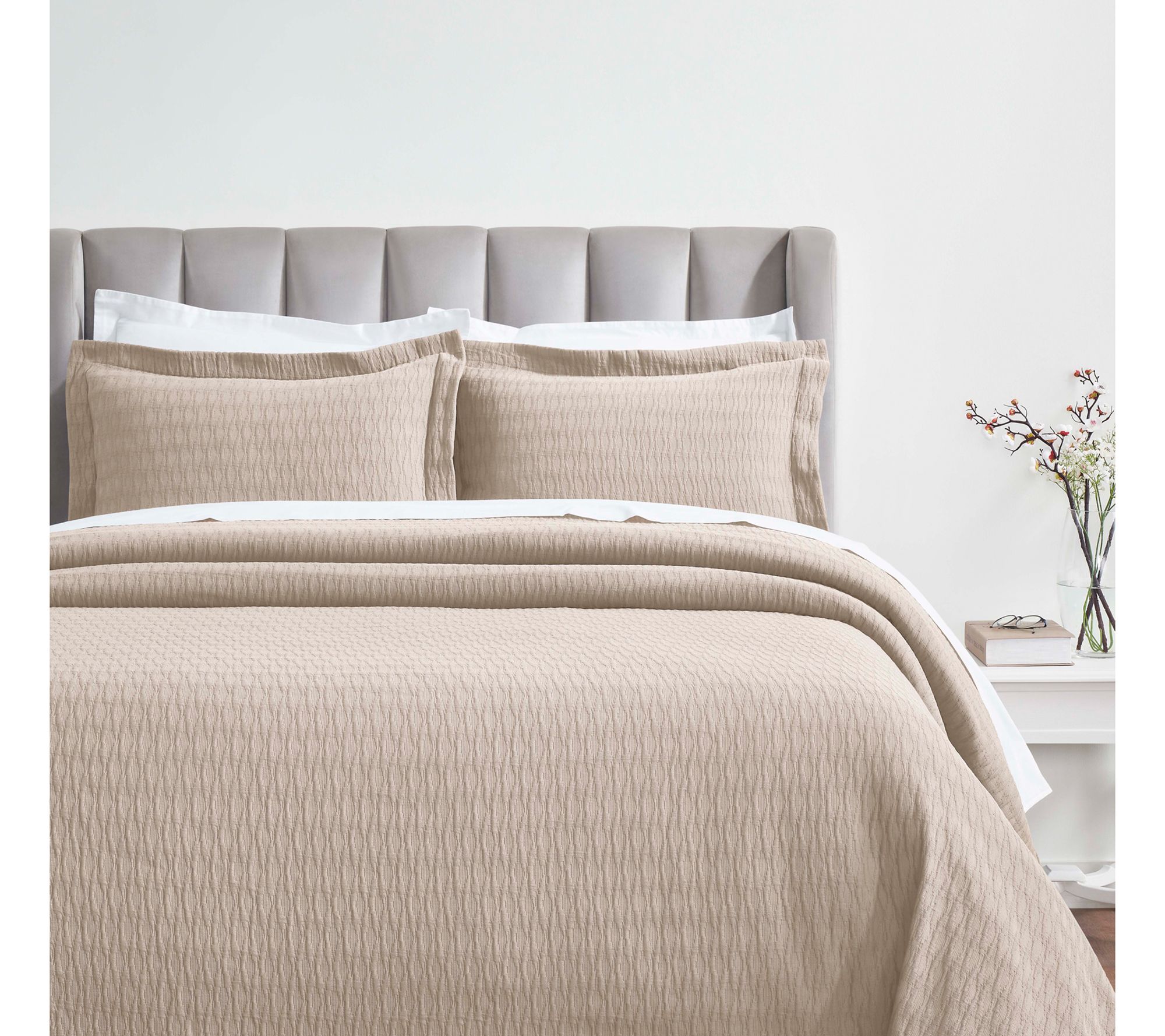 Superior Calvert Cotton Geometric Bedspread & Sham Set, Full