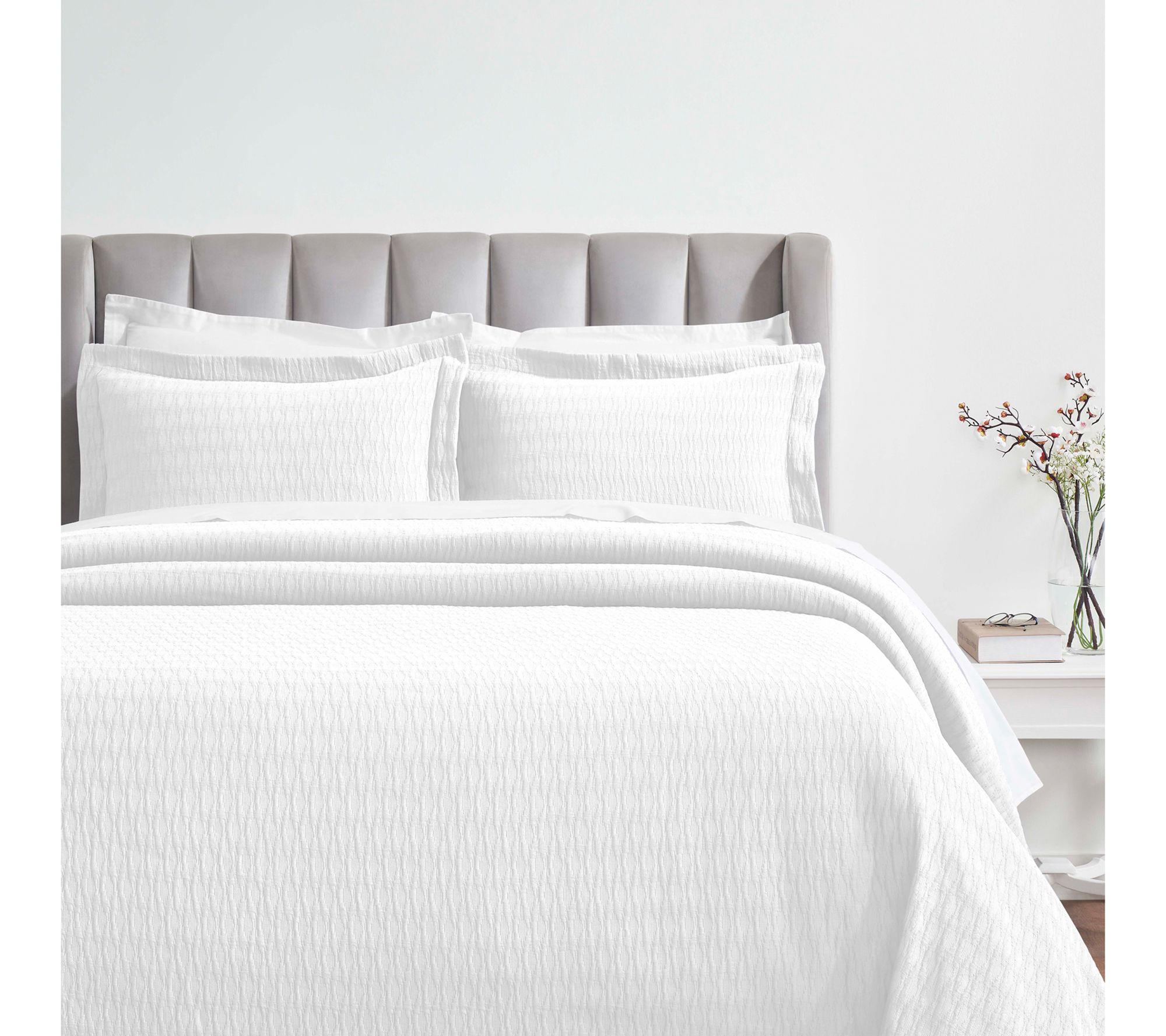 Superior Calvert Cotton Geometric Bedspread & Sham Set, Full