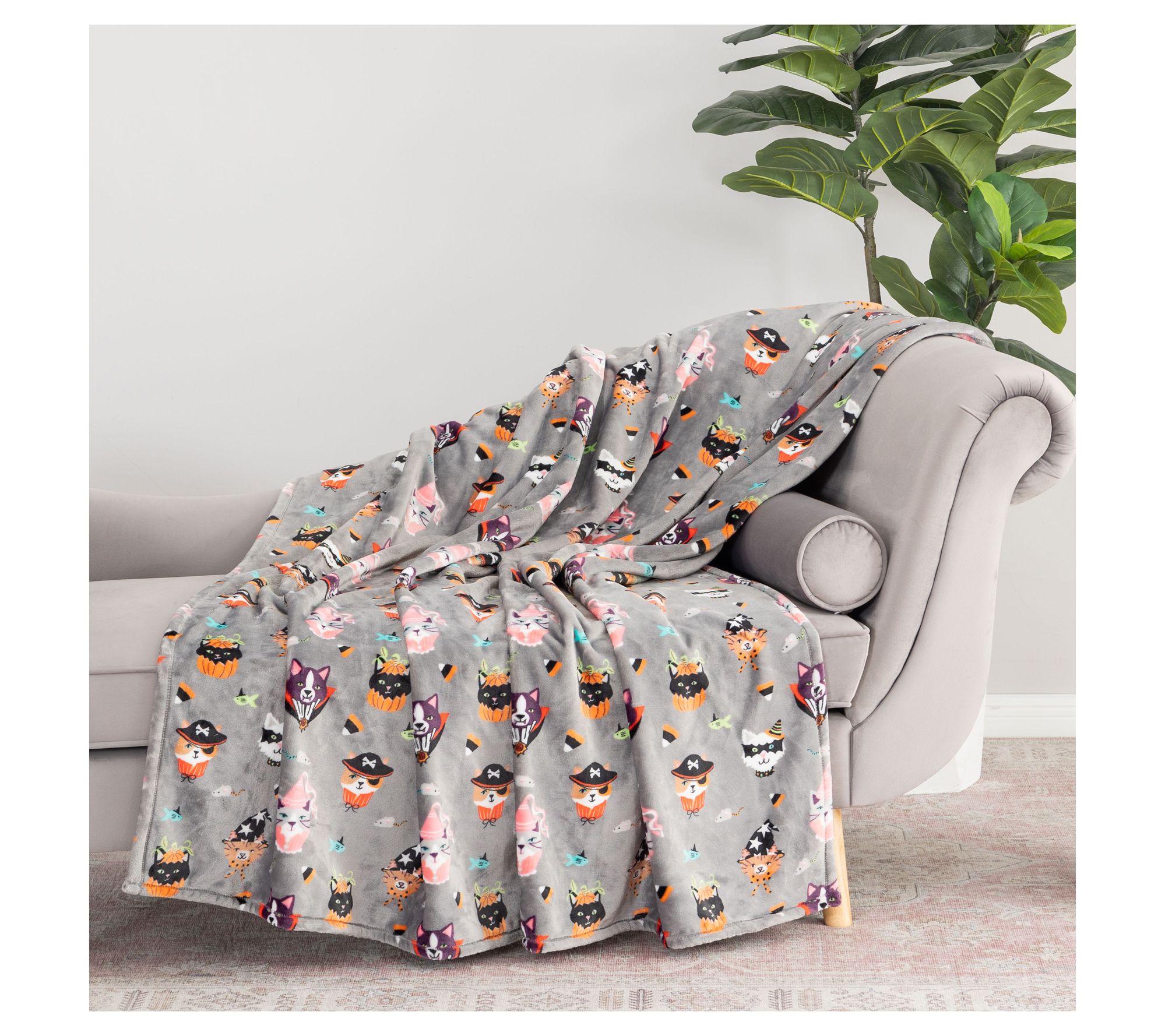 Berkshire Halloween Printed Plush 60x70 Throw