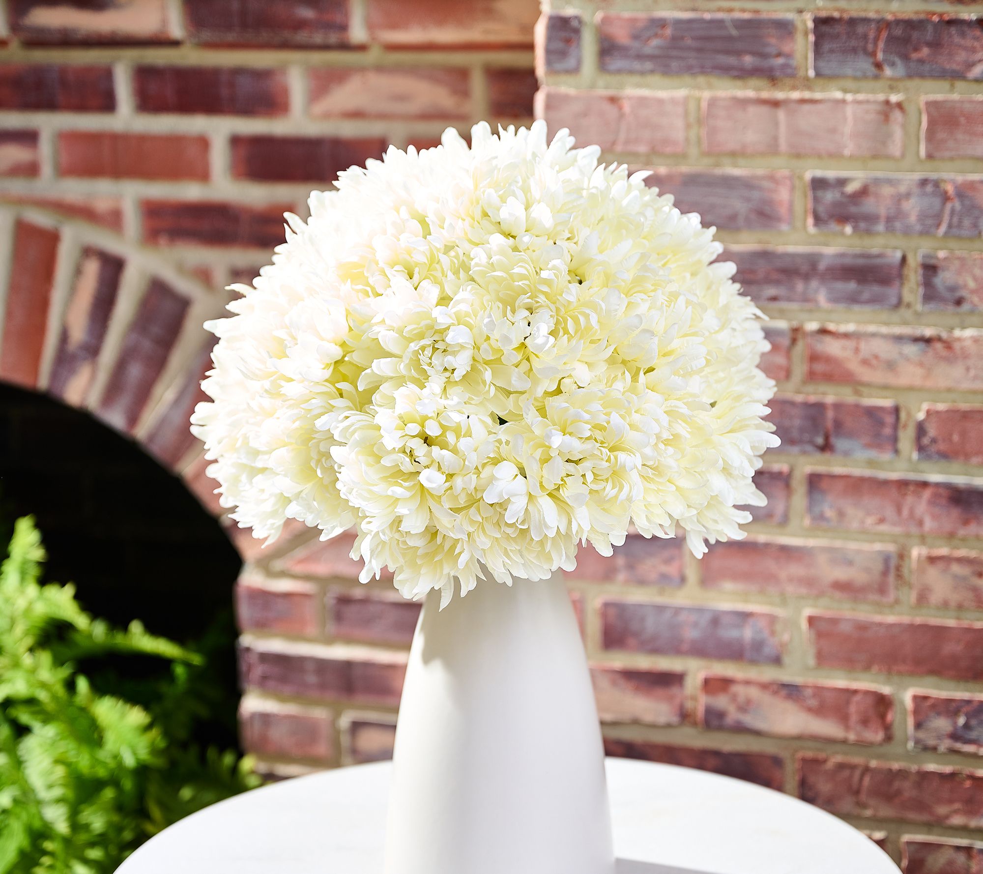 Faux Mum Urn Filler by Valerie