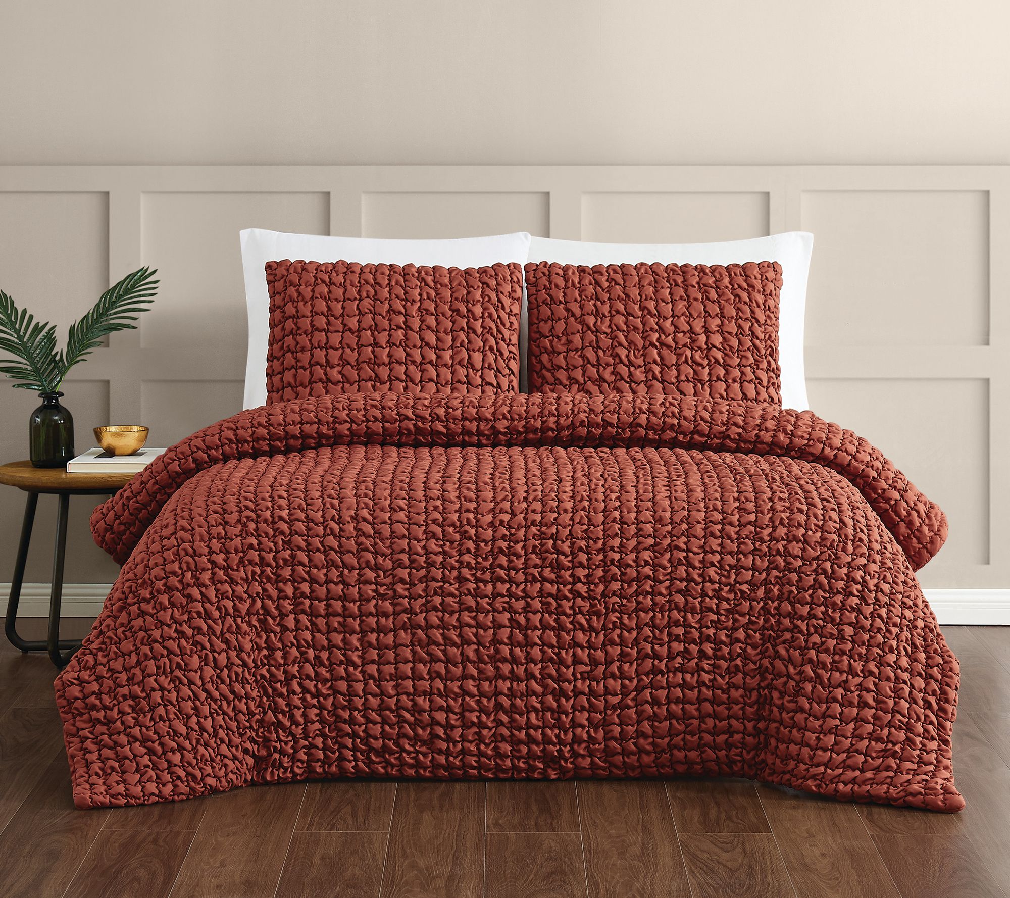 Christian Siriano NY Textured Puff 3 Piece Kin Comforter Set