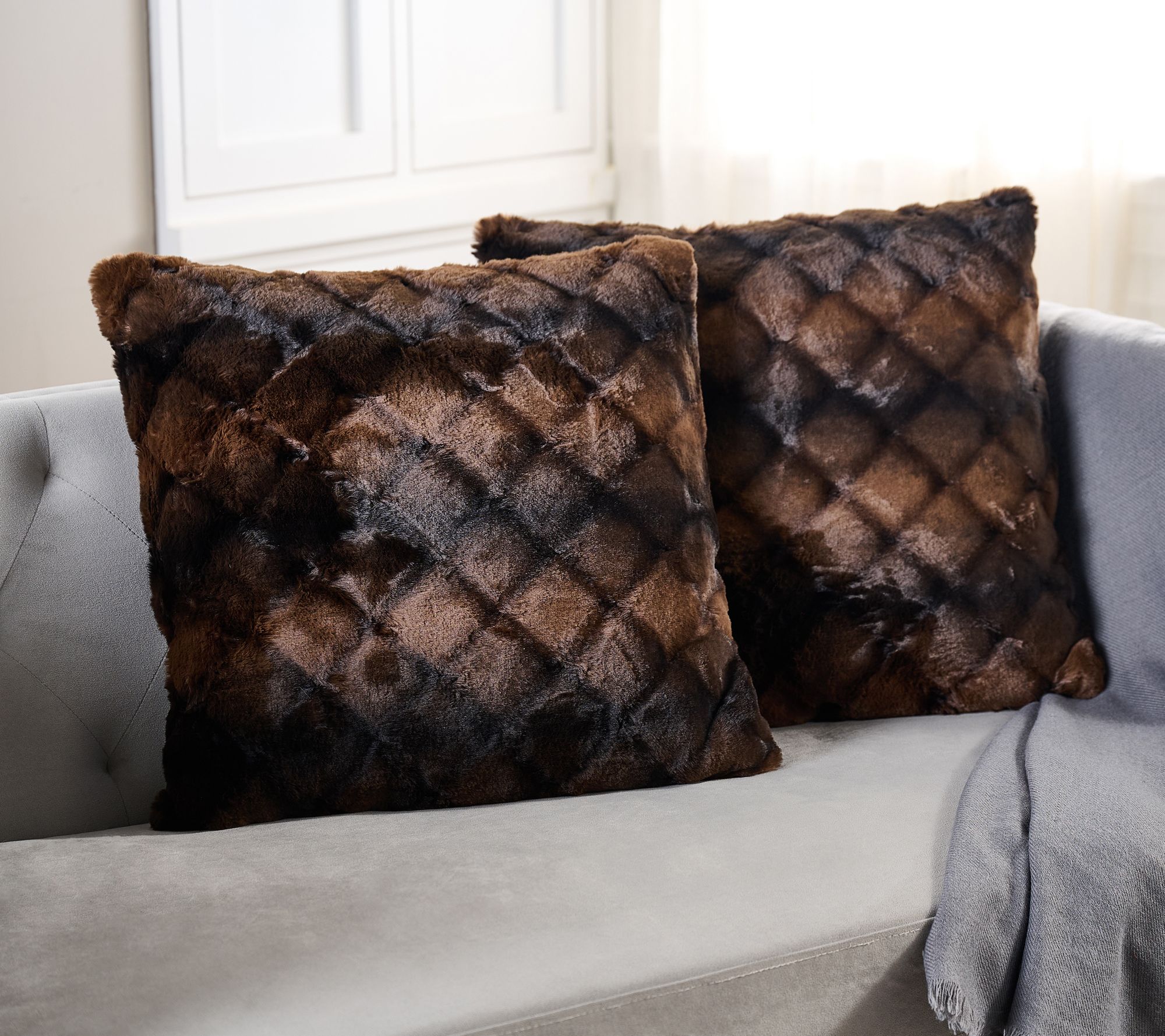 Hotel du Cobb Set of 2 Quilted Pillows by Dennis Basso