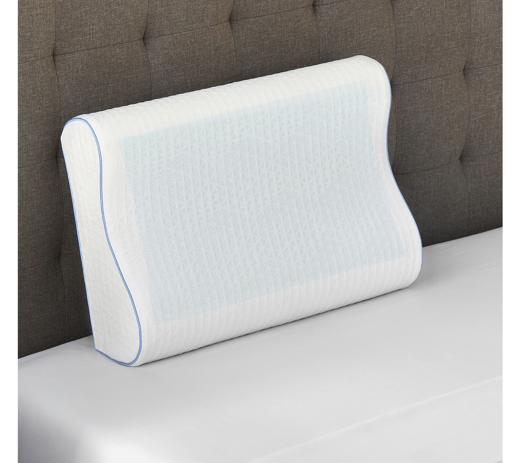 Bodipedic Cooling Gel Overlay Memory Foam Contour Bed Pillow