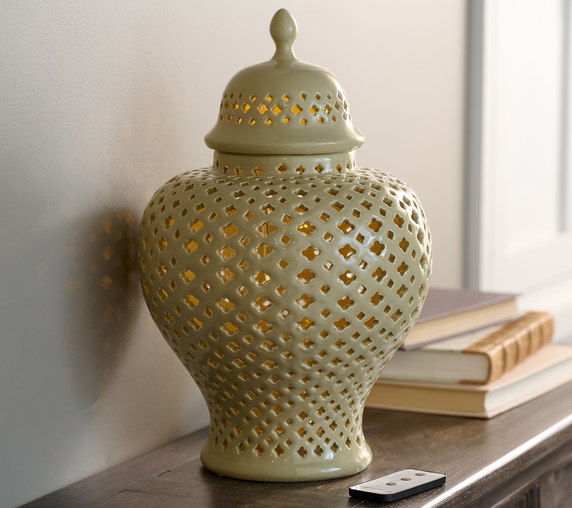 "As Is" Hotel du Cobb Lantern Ginger Jar with LED Light and Remote