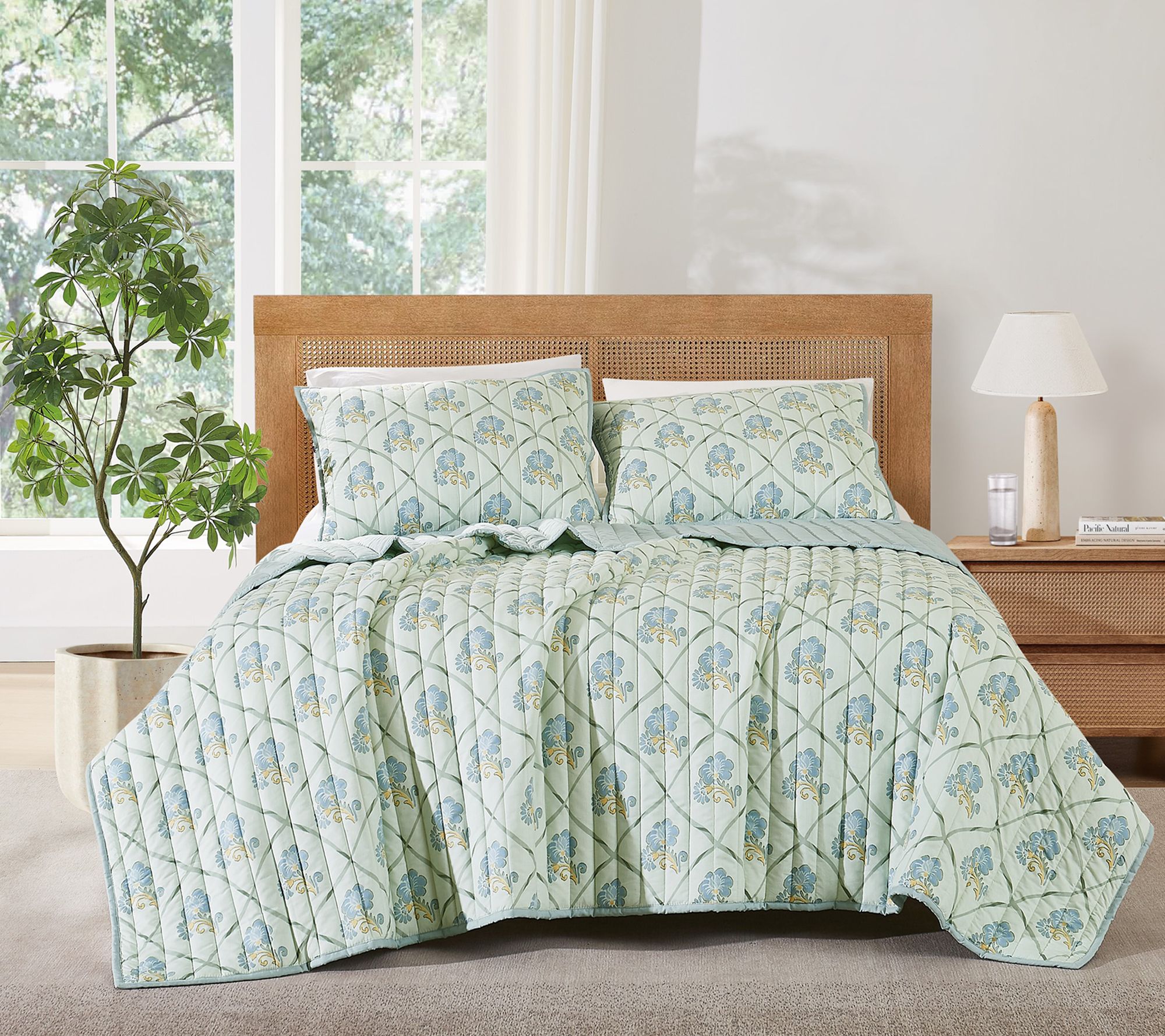 Brooklyn Loom Olivia Full/Queen 3 Piece Quilt Set
