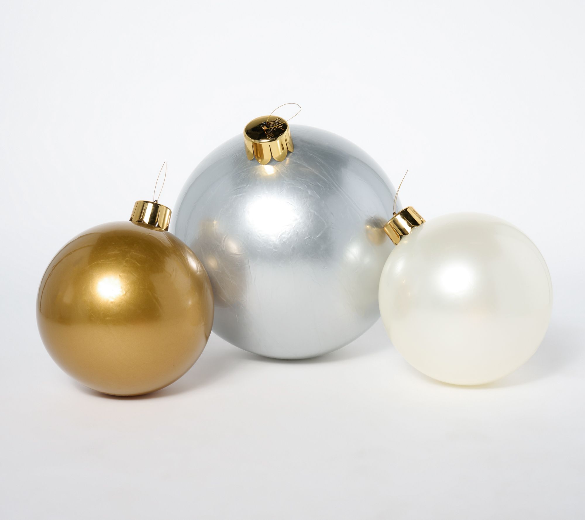 Holiball S/3 Oversized Indoor/Outdoor Inflatable Ornaments