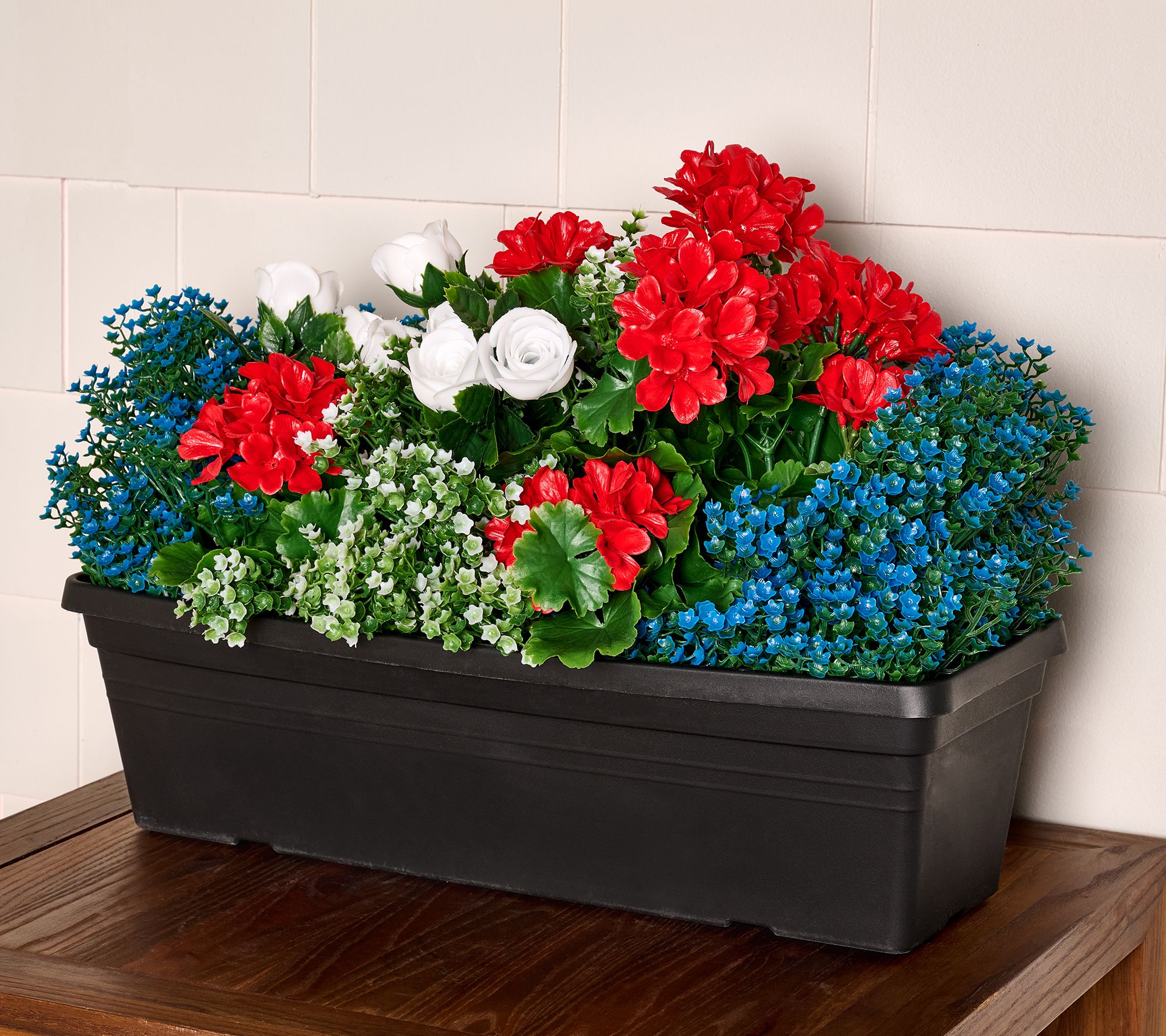 Wicker Park 20" Indoor/Outdoor Mixed Floral Planter Box