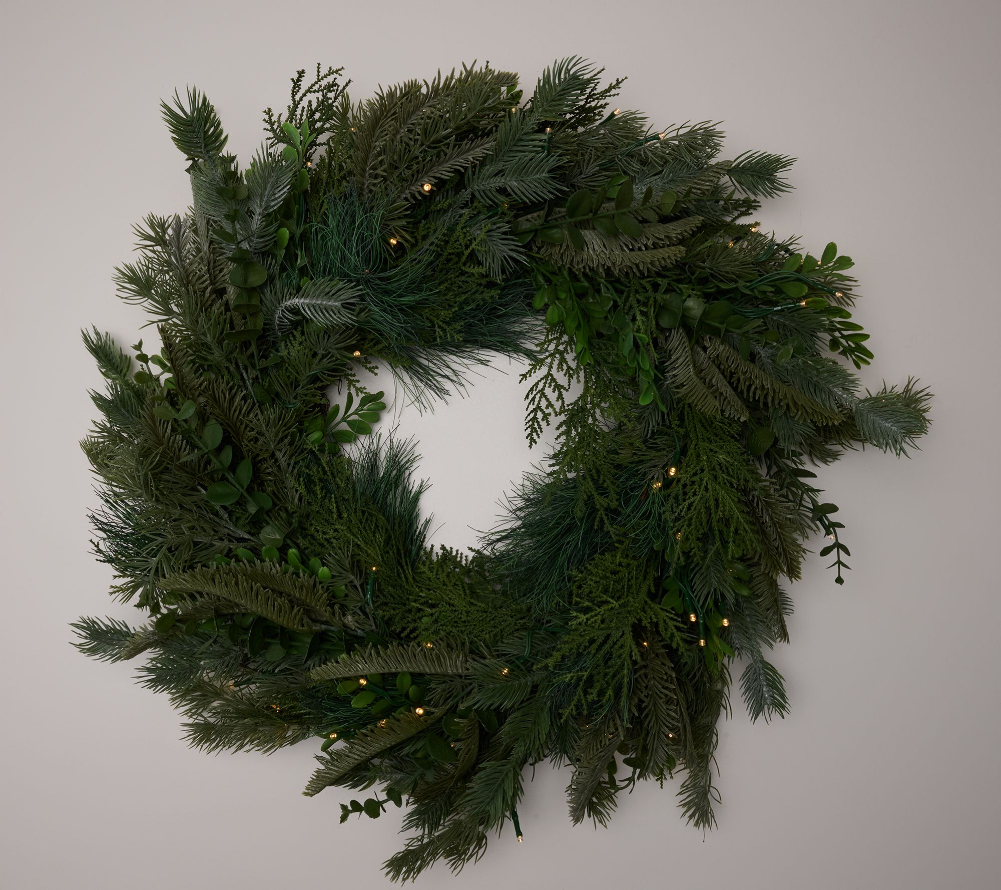 Bethlehem Lights 24" Illuminated In/Outdoor Mix Greens Wreath