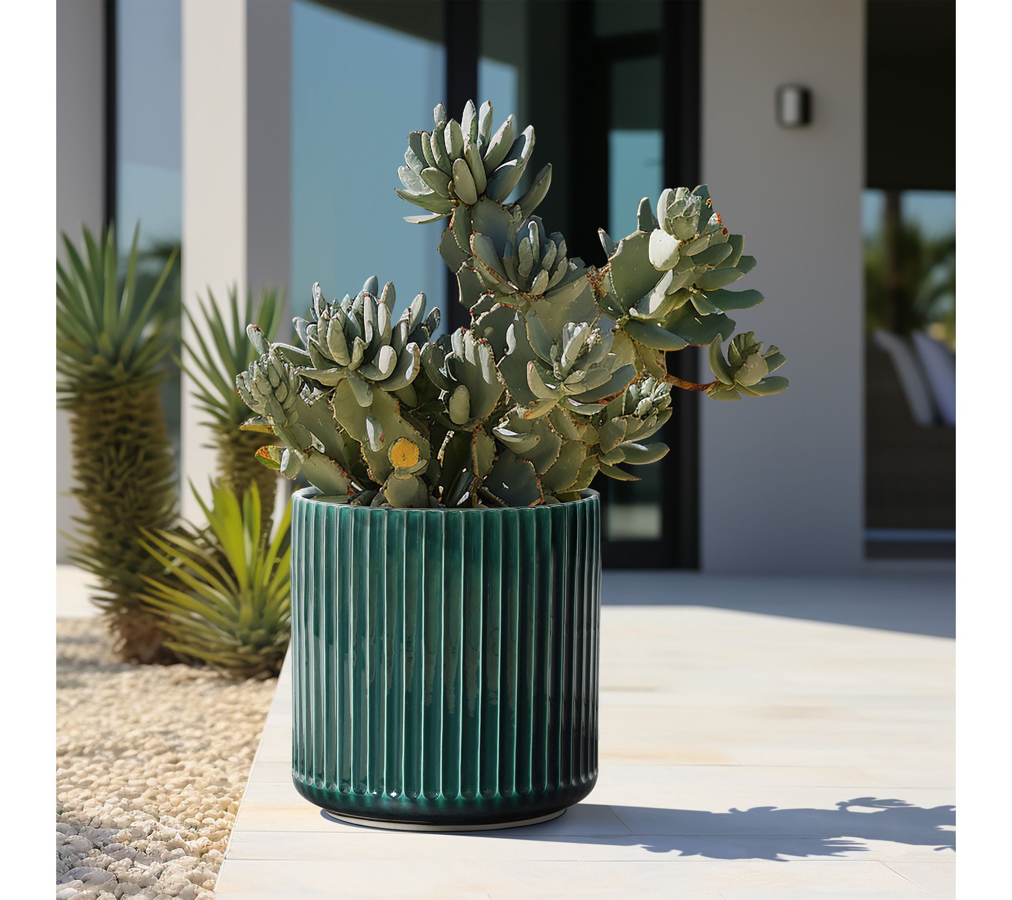 LuxenHome Jade Green Ribbed 11.4-Inch Round Ceramic Planter