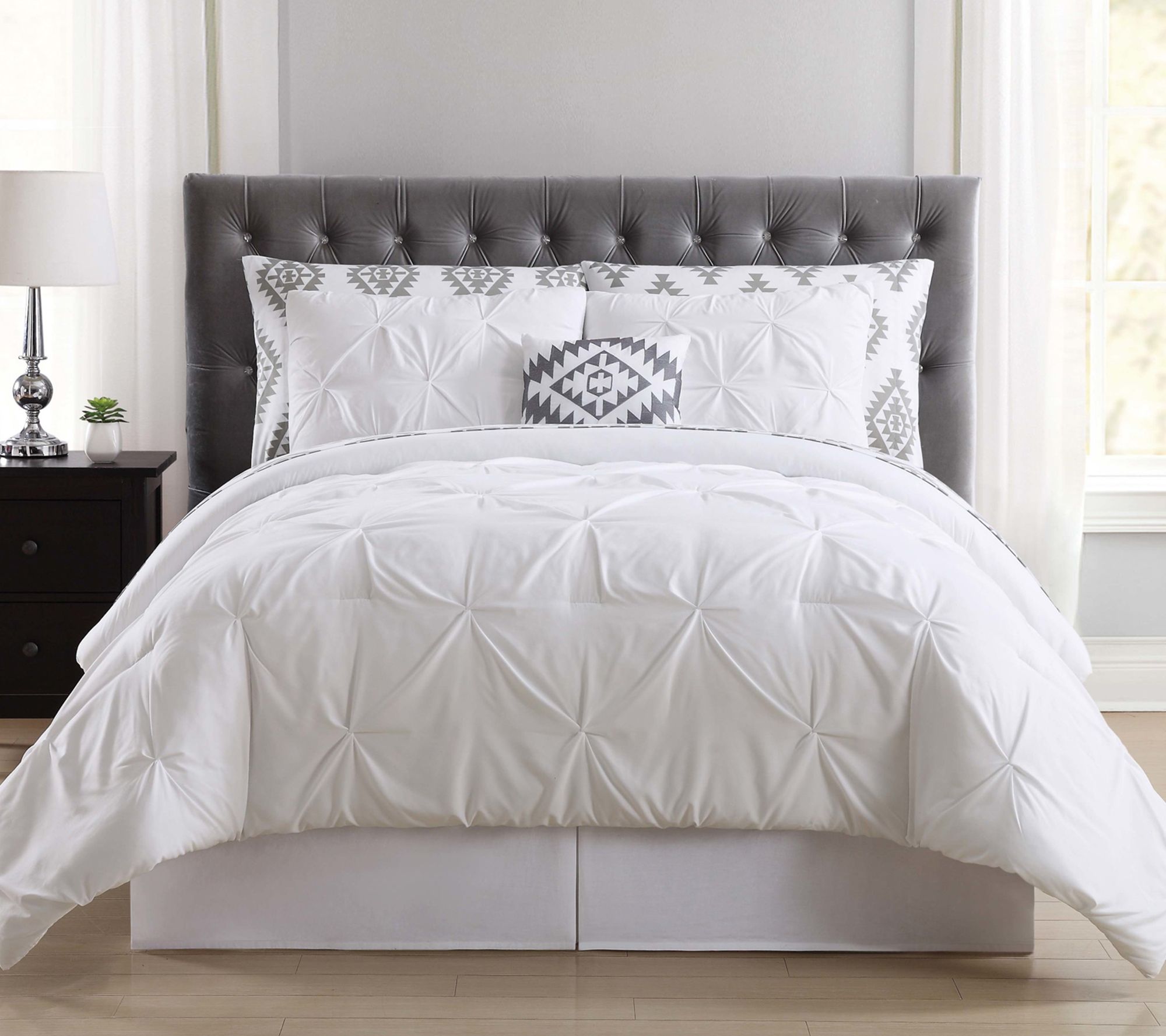 Truly Soft Pueblo Pleated King Bed in a Bag