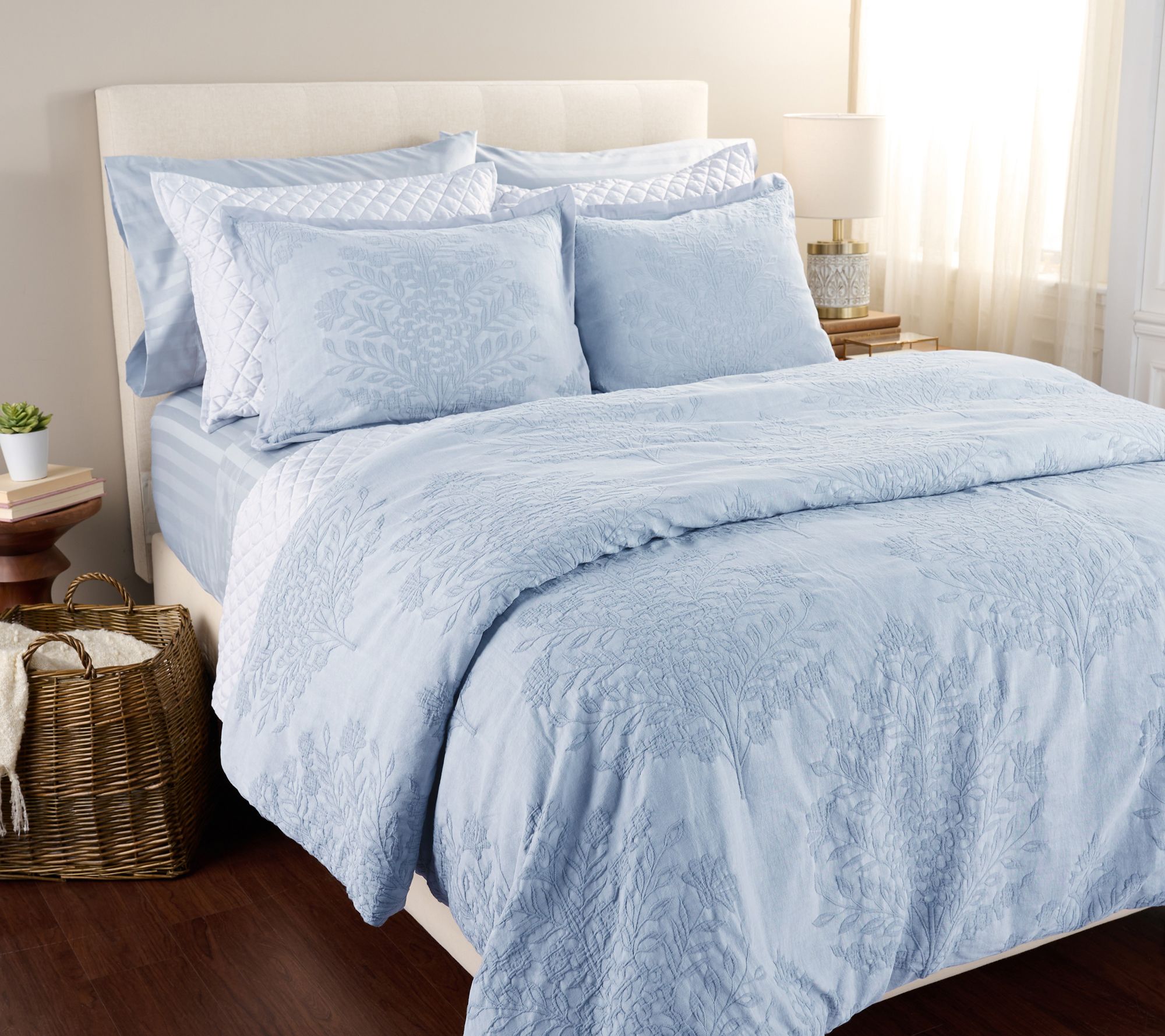 Northern Nights Matelasse Stonewash Comforter & Sham Set- Queen