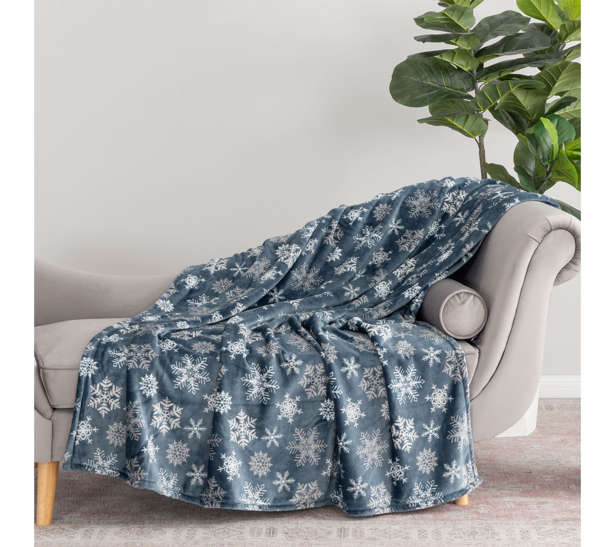 Berkshire Oversized Holiday Throw with Plush Gift Bag