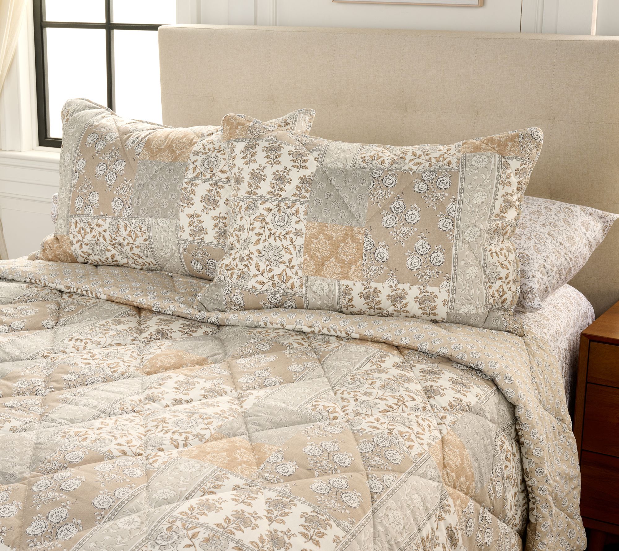 "As Is" Home Reflections Patchwork Comforter & Sham Set- Twin