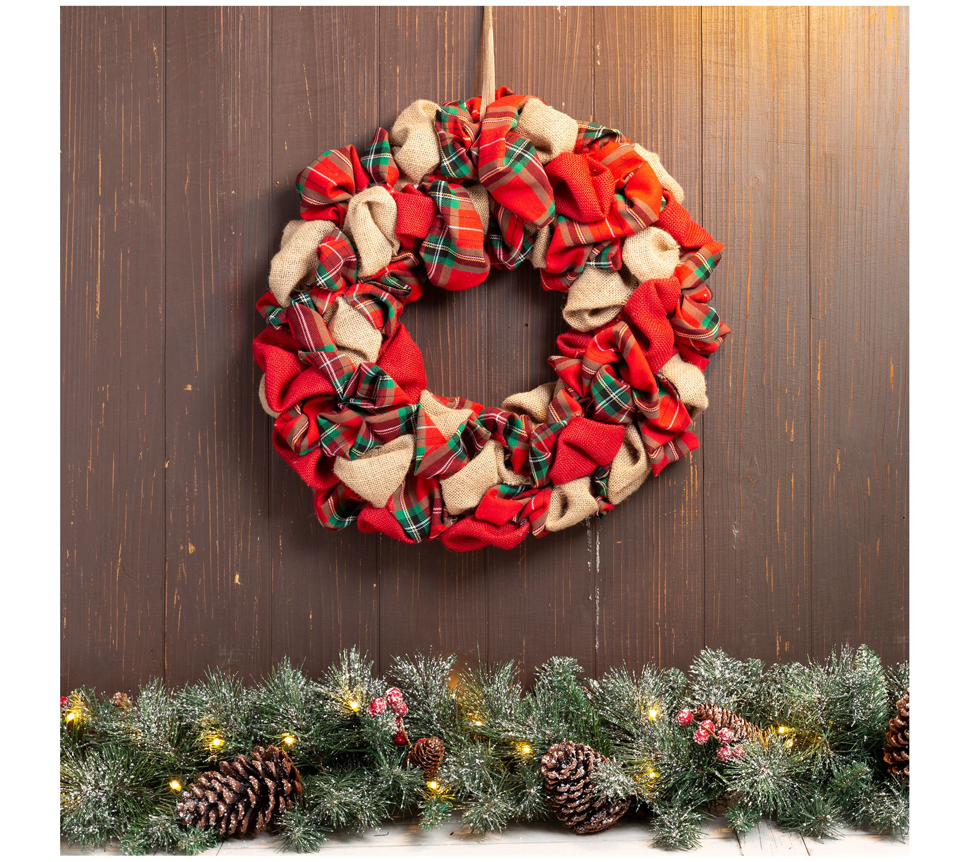 Glitzhome Looped MultiColor Fabric Christmas Wreath