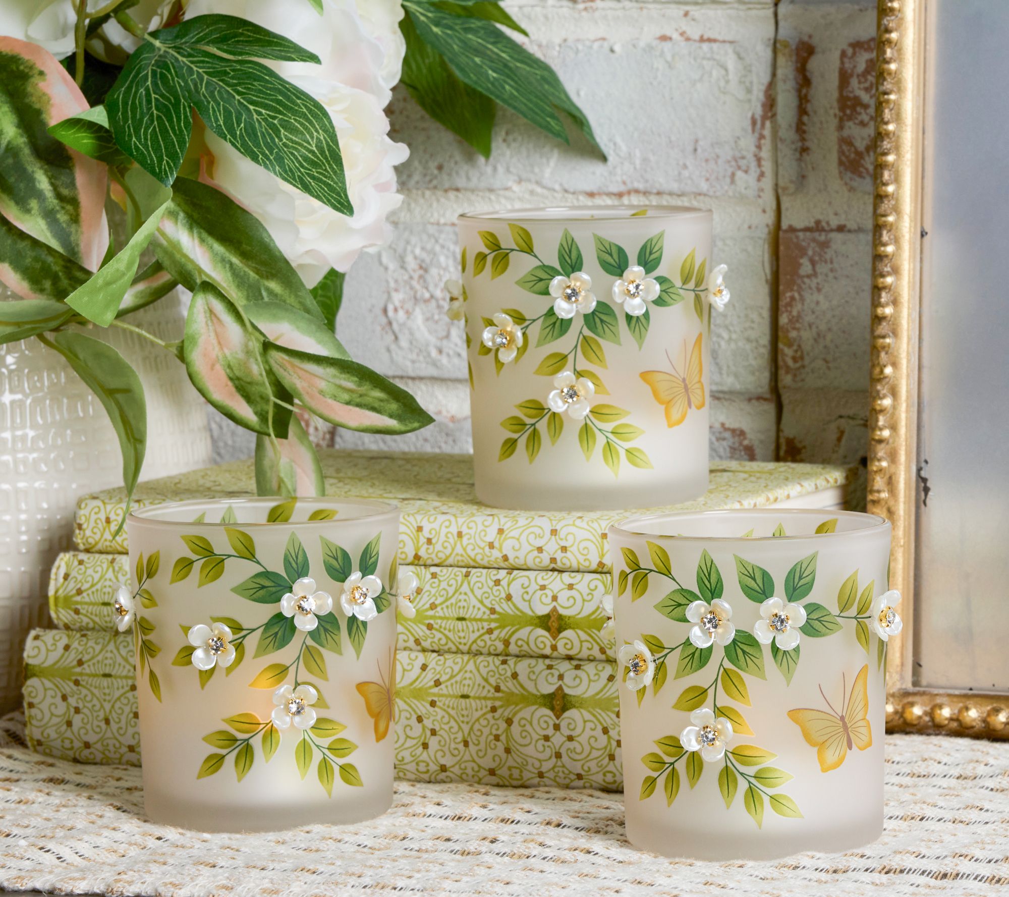 Set of 3 Illuminated Mini Hurricanes w/Pearl Flowers by Valerie