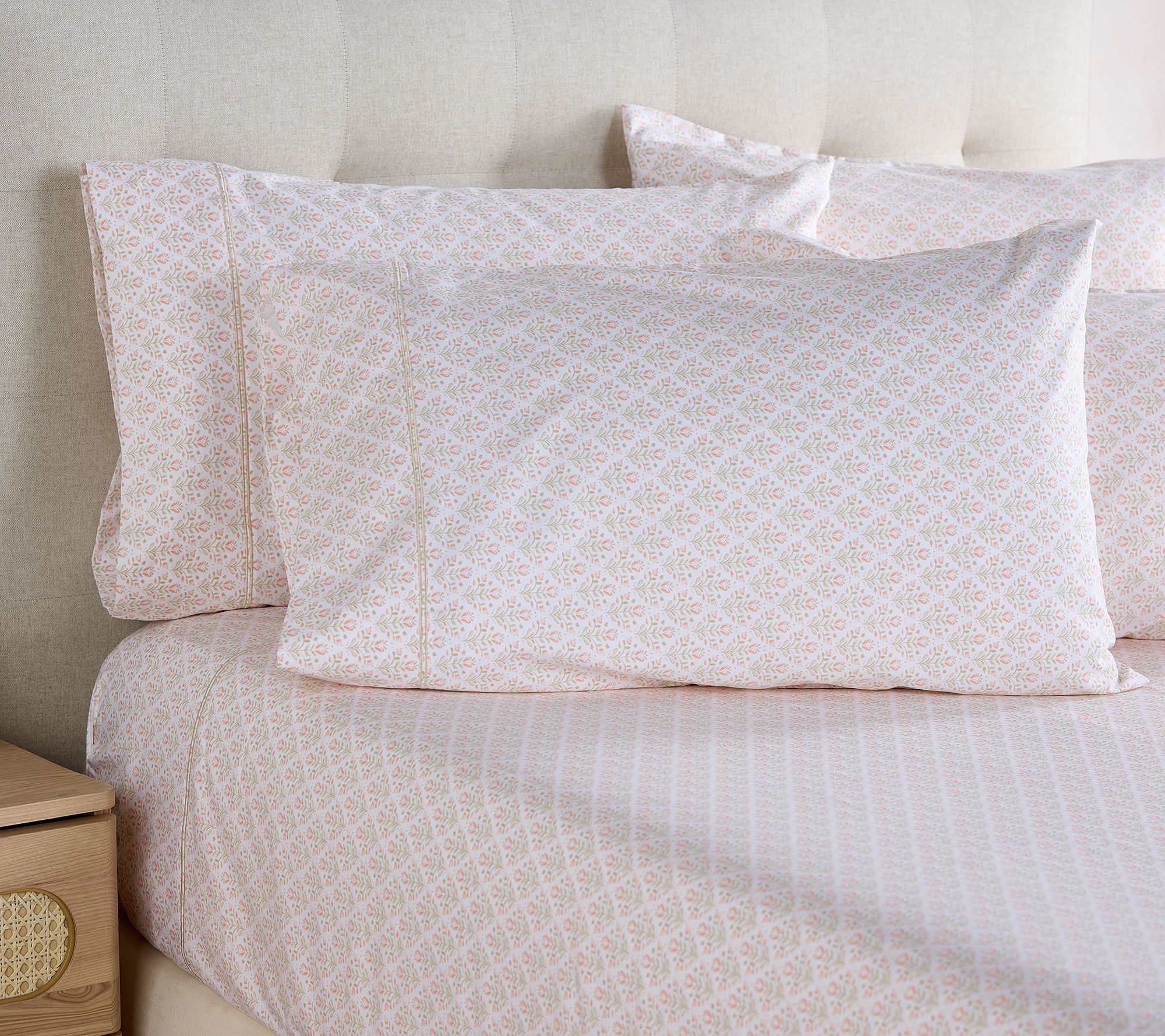 W by Wamsutta 400TC Wonder Weave Sheets & Extra Cases- Twin XL