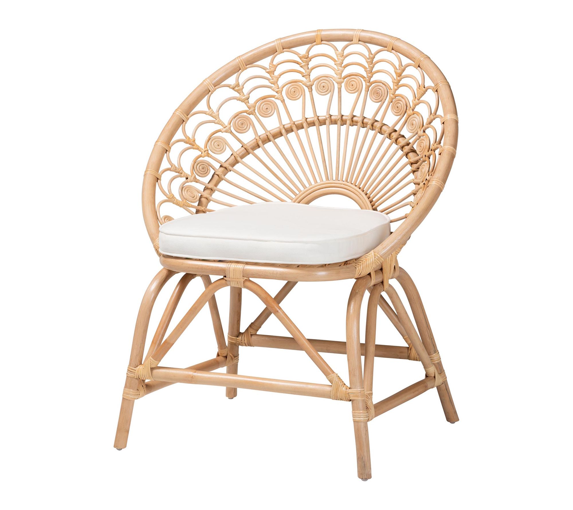 bali & pari Abriella Natural Rattan Peacock Cha ir