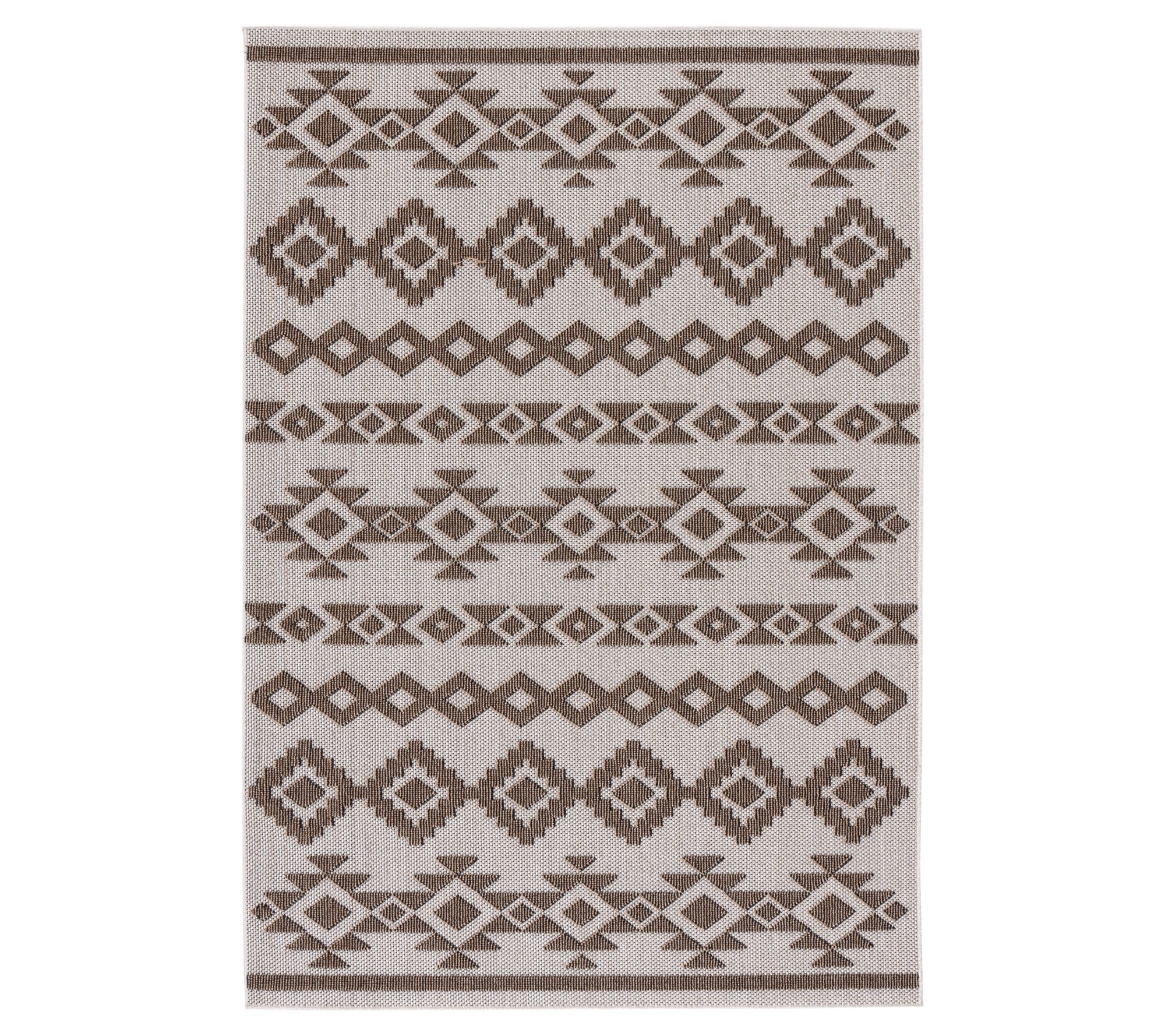 Safavieh Global 210 Outdoor 5'-3" X 7'-6" Rug