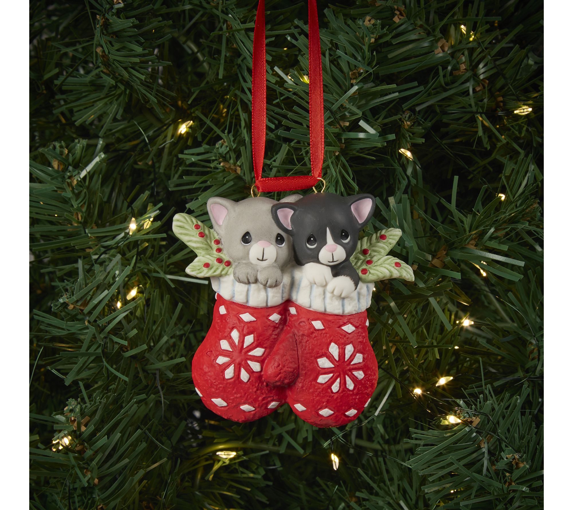 PM "Wishing You A Warm & Cozy Christmas" Kittens In Mittens