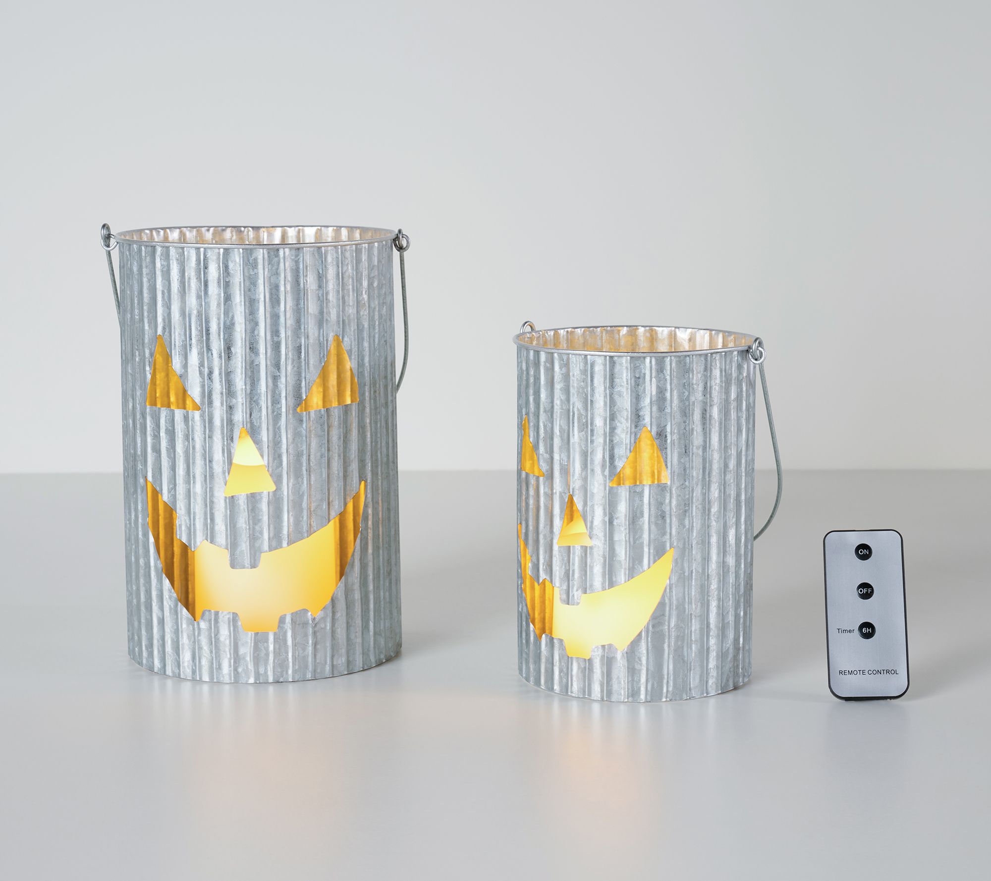 Home Reflections S/2 Metal Jack-O-Lantern Pillar Holders