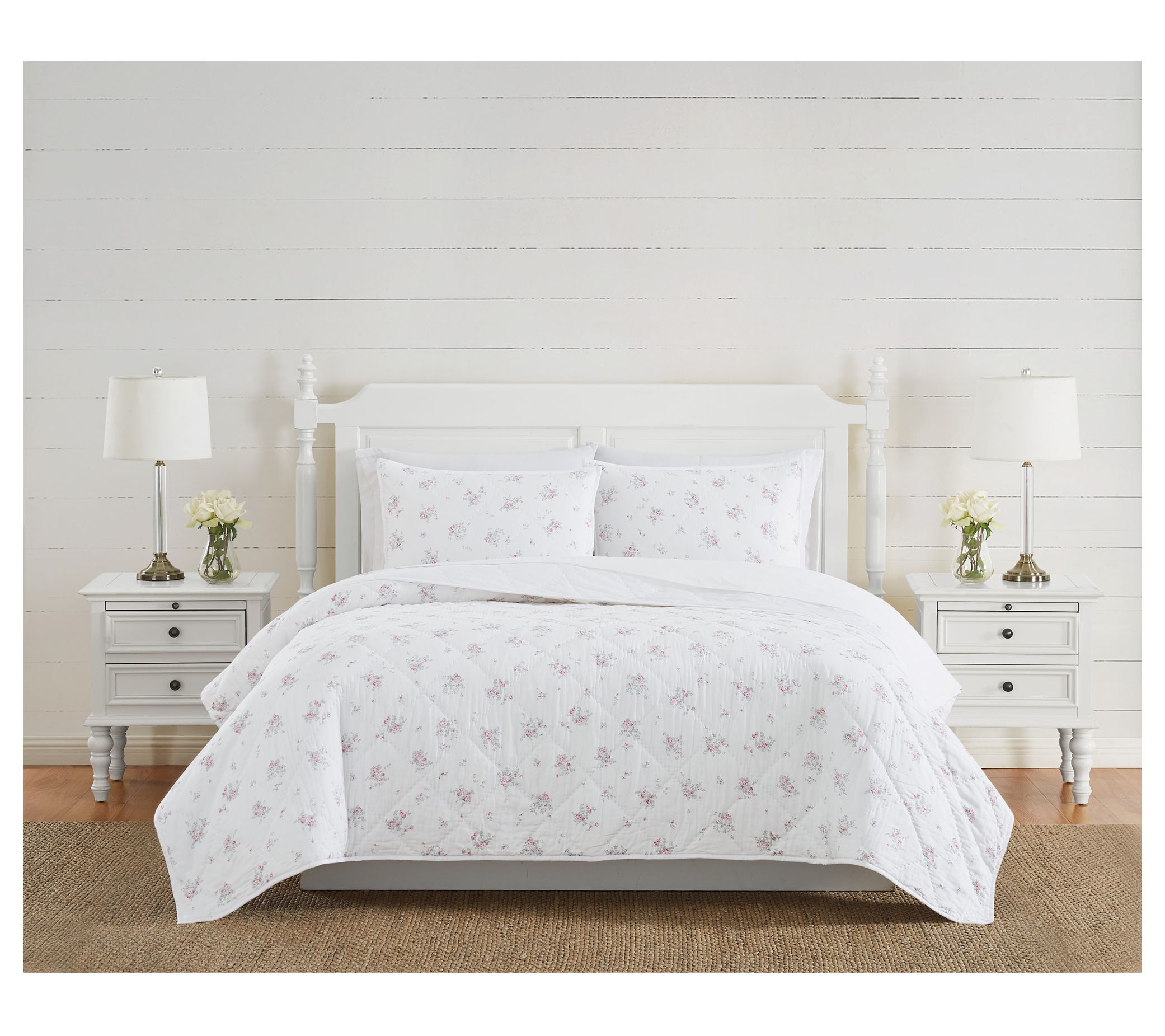 The Farmhouse by Rachel Ashwell Rosebury Twin Quilt Set