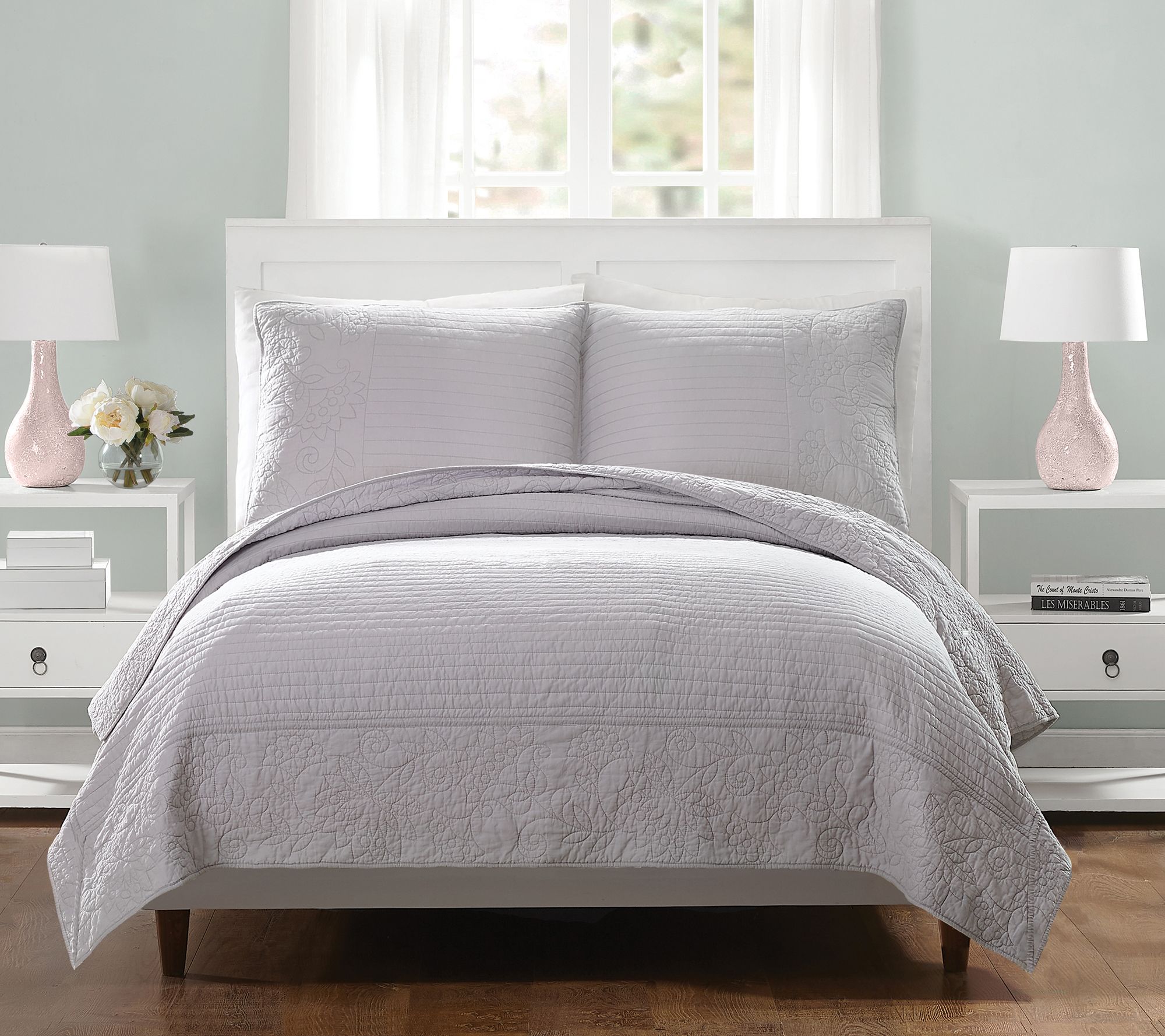 Vera Bradley Laos Lily Twin/Twin Extra Long Coverlet