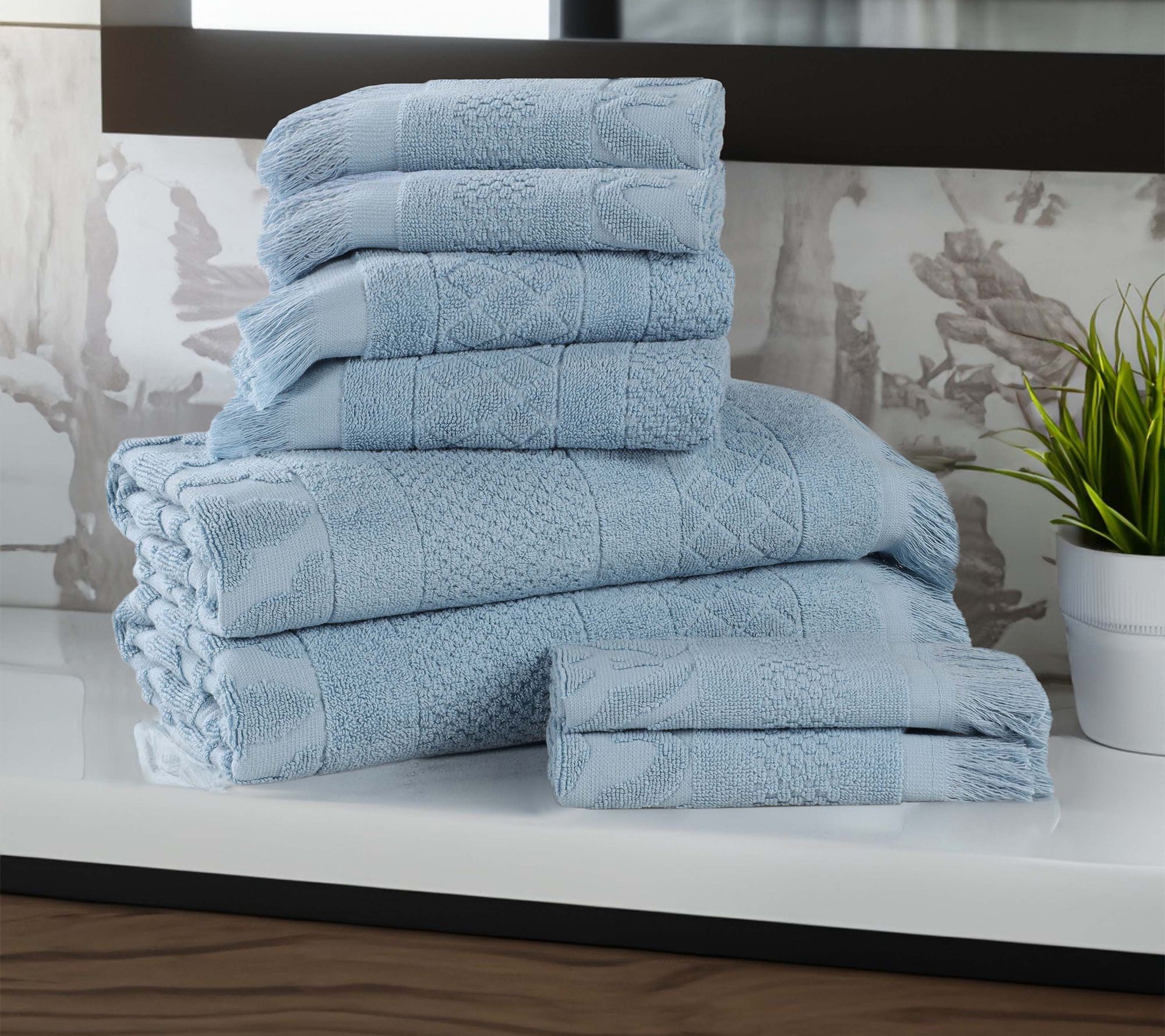 Superior Rolla Cotton Geometric Jacquard 8 Piece Towel Set