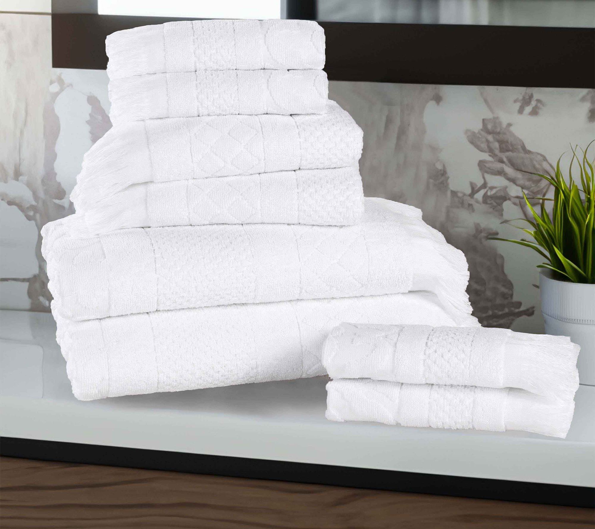 Superior Rolla Cotton Geometric Jacquard 8 Piece Towel Set