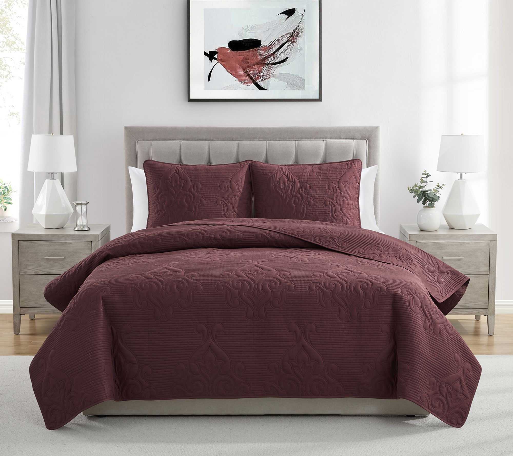 VCNY Home Solomun 3-Piece Damask Microfiber Quilt Set, King