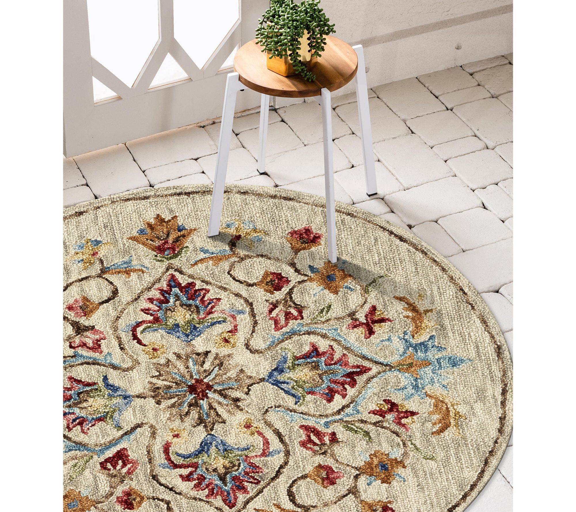 Ox Bay Floral Medallion Hand-Tufted Wool IndoorRug, 4' Round