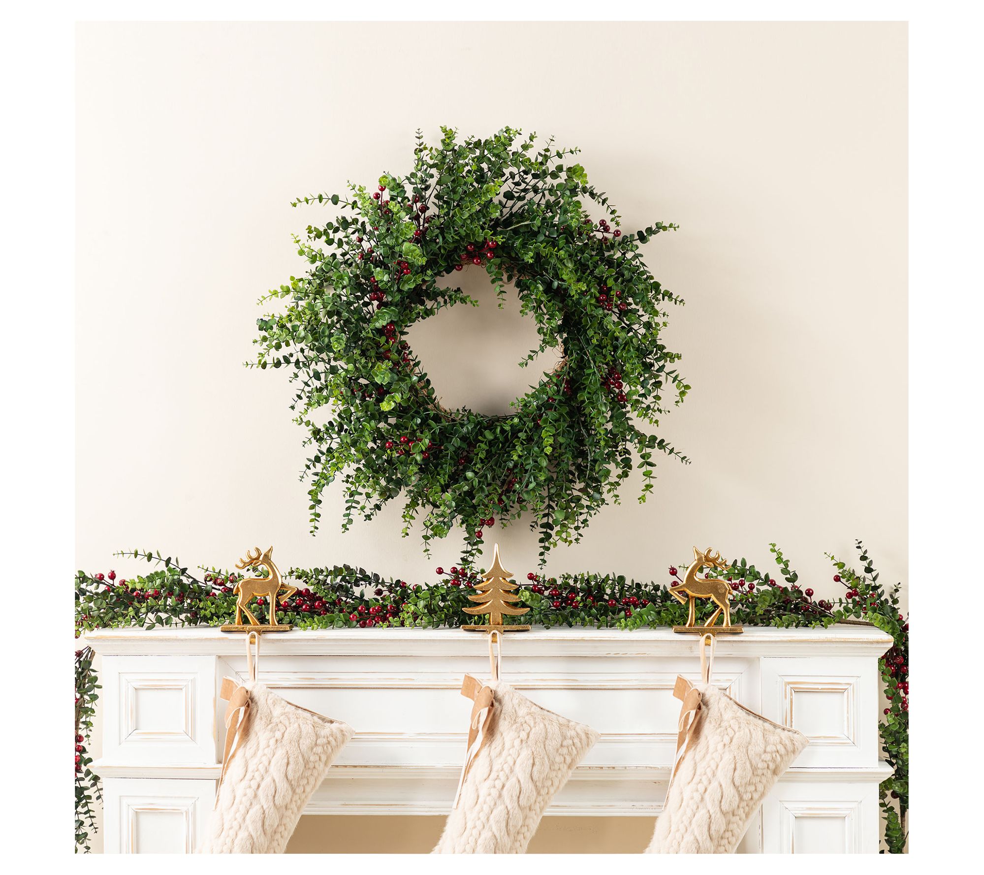 Glitzhome 28" Christmas Greenery Eucalyptus RedBerries Wreath