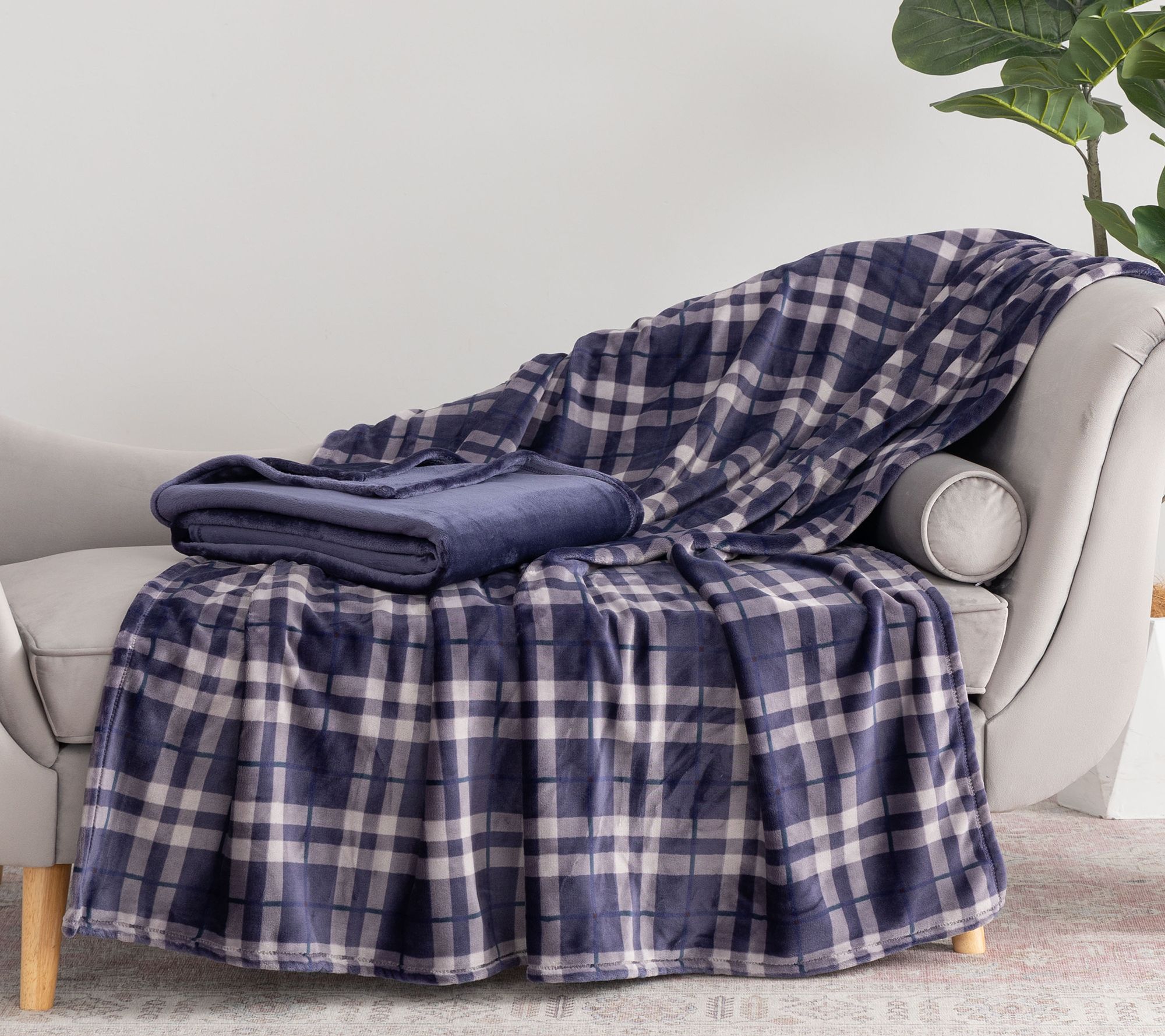 Berkshire Set of (2) 60x70 Velvetsoft Throws