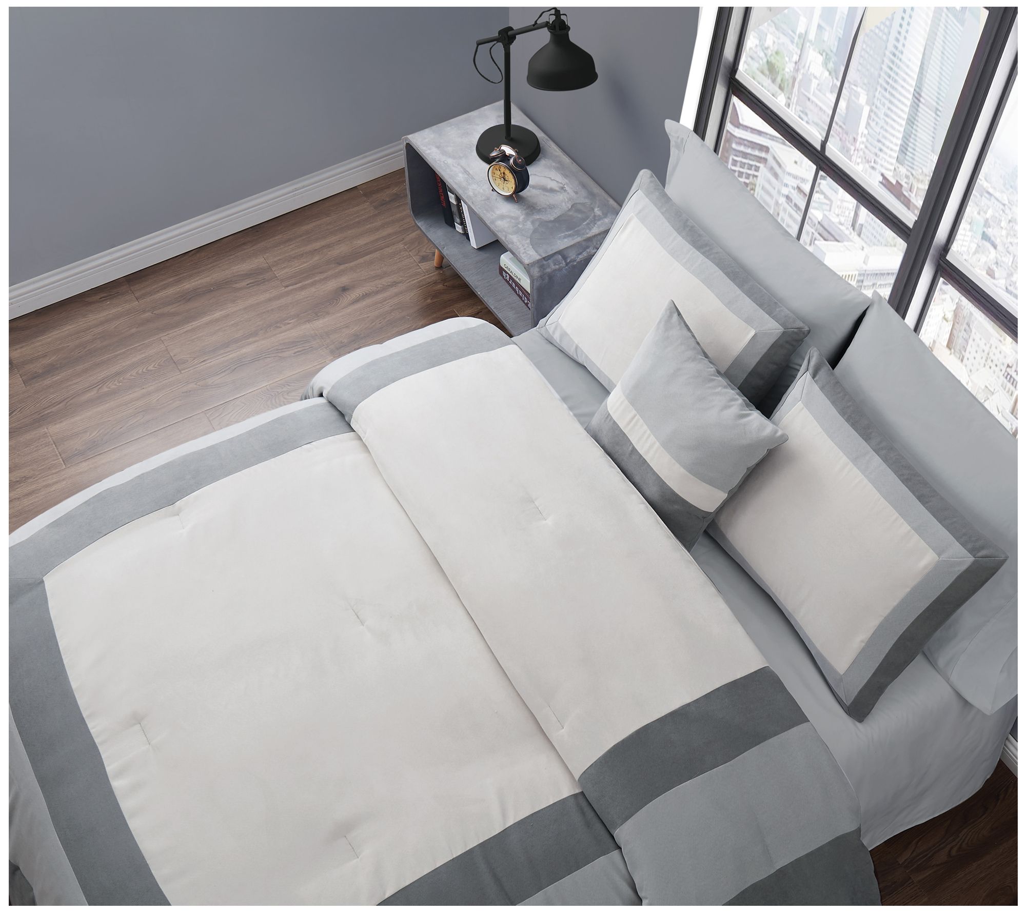 London Fog Dartford Microsuede King 4PC Comforter Set