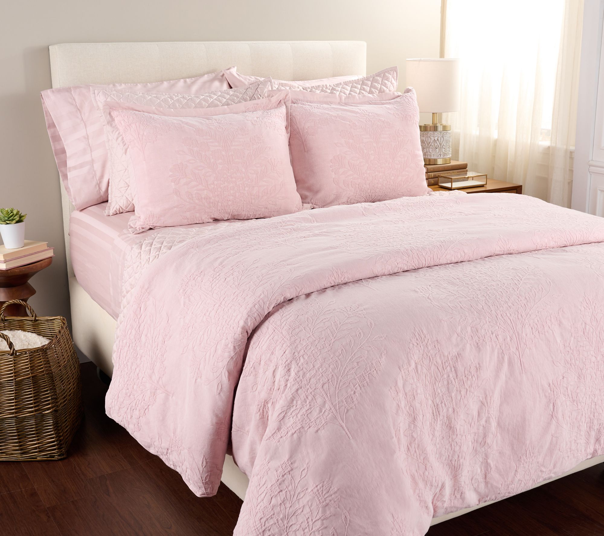 "As Is" Northern Nights Matelasse Comforter & Sham Set- Queen