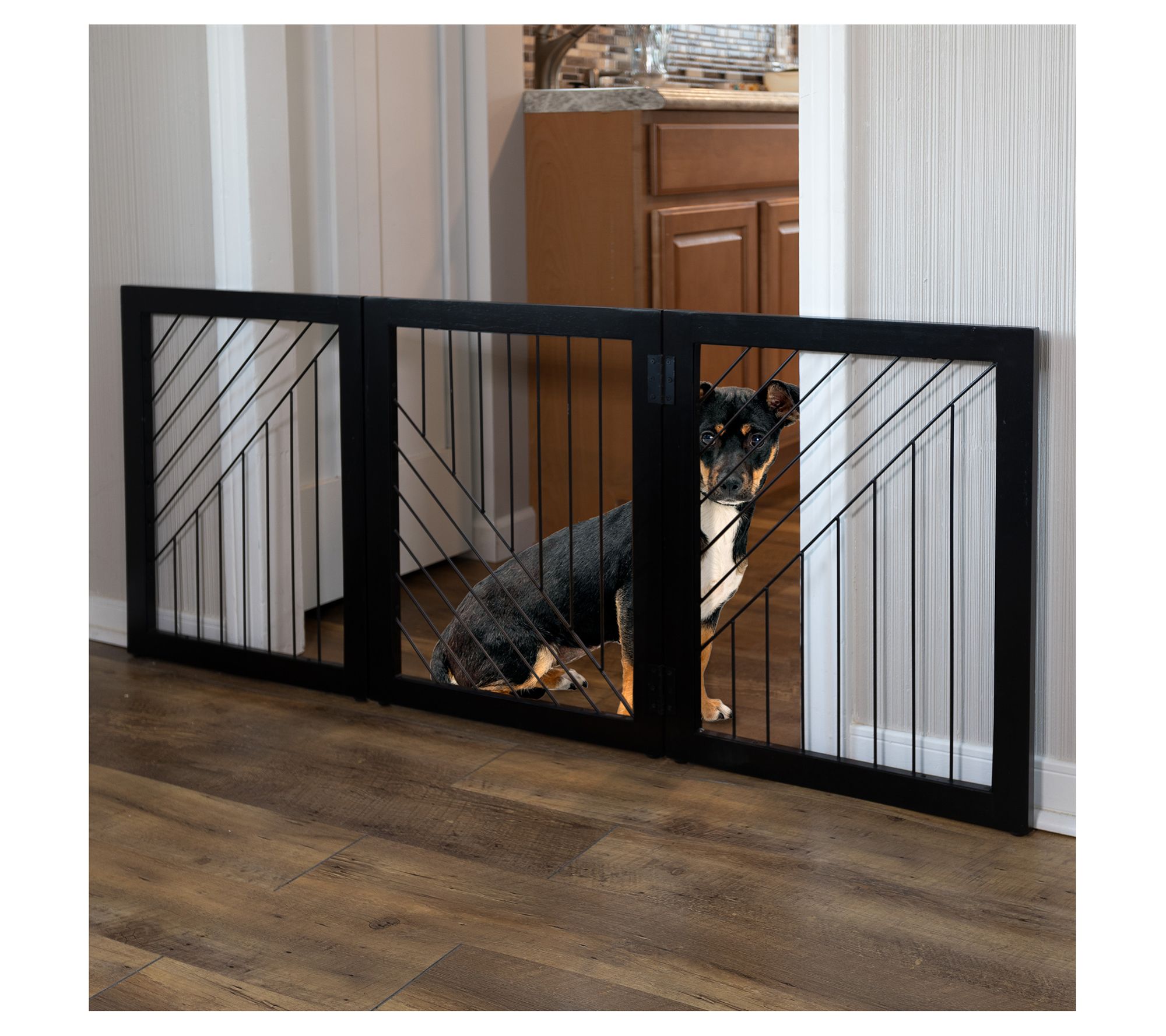 Petmaker Gate 3-Panel Indoor Freestanding Folding Gate