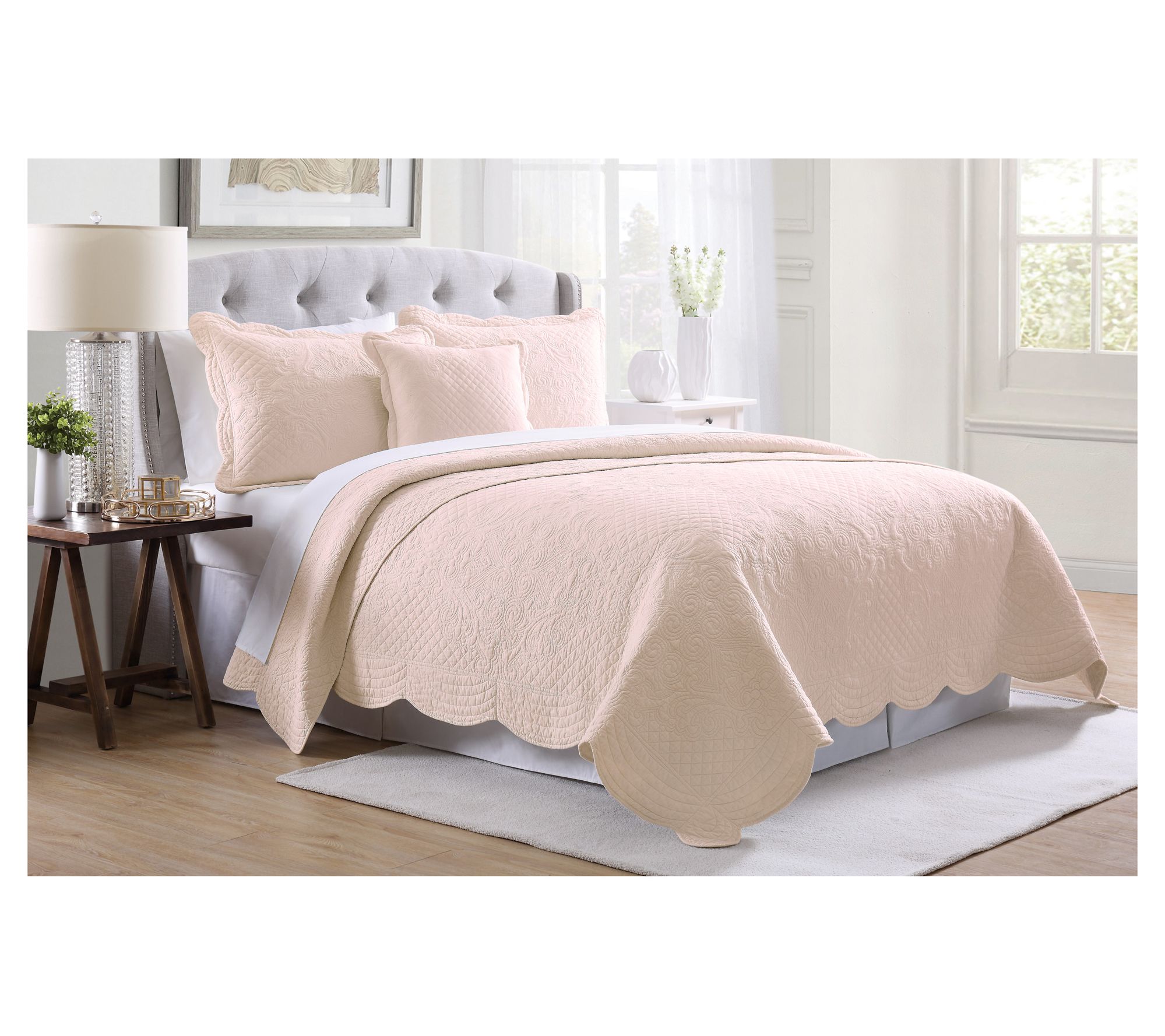 French Tile Scalloped Full/Queen 4-Piece QuiltSet