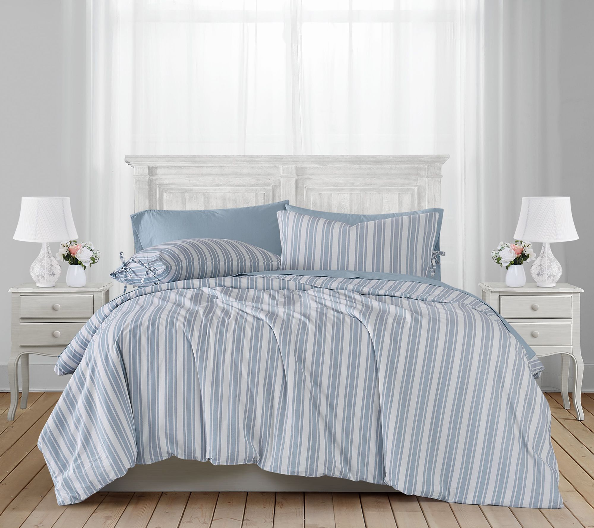 The Farmhouse by Rachel Ashwell Ticking StripeF/Q Duvet Set