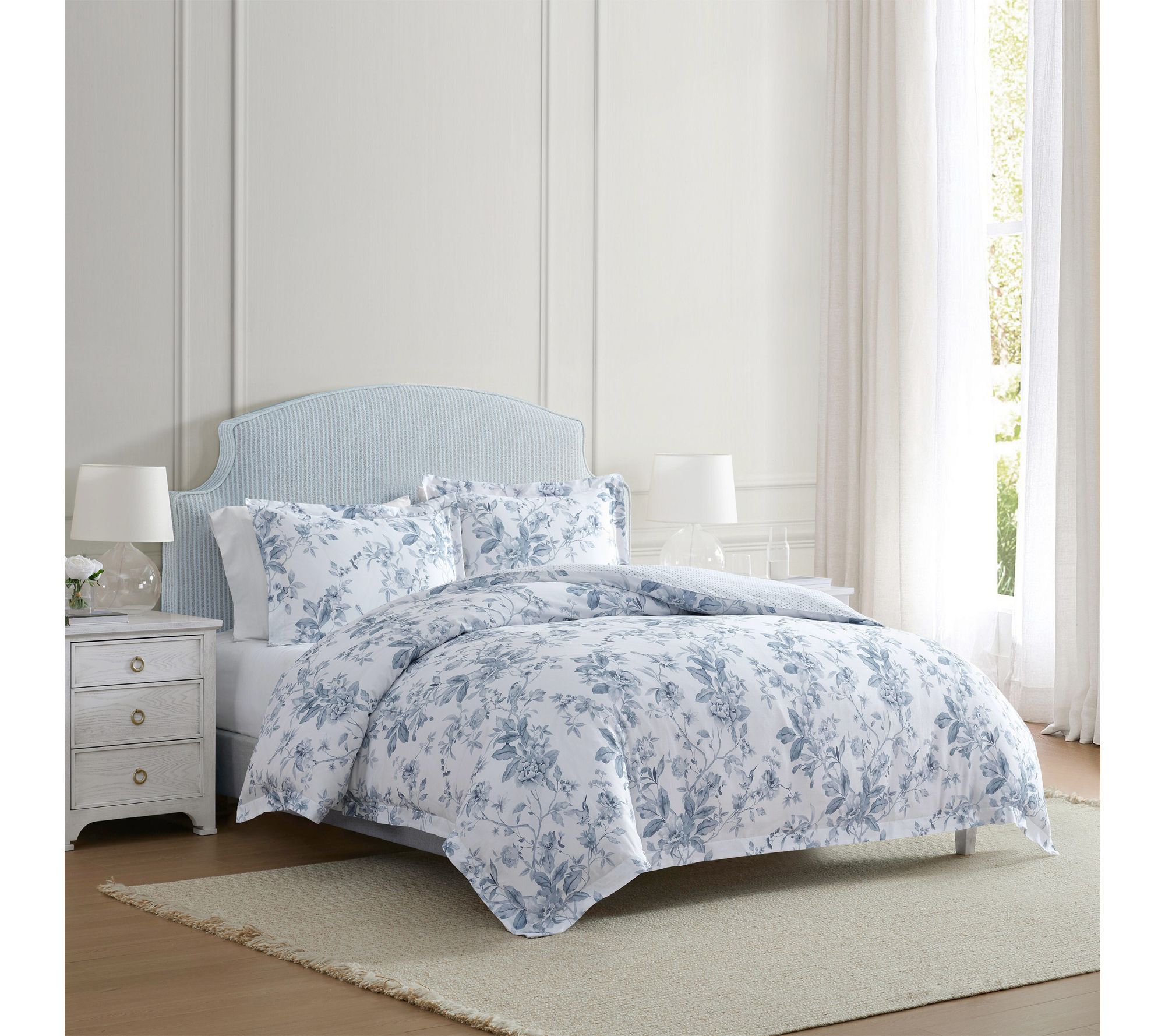 Martha Stewart Songbird White/Blue Cotton TwinDuvet Set