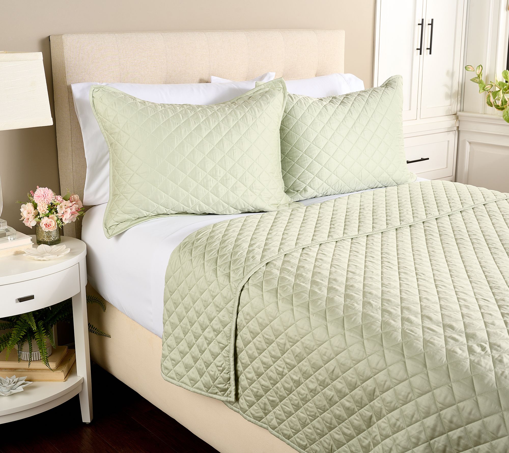 Northern Nights Cotton Sateen Quilt & Sham Set- Queen