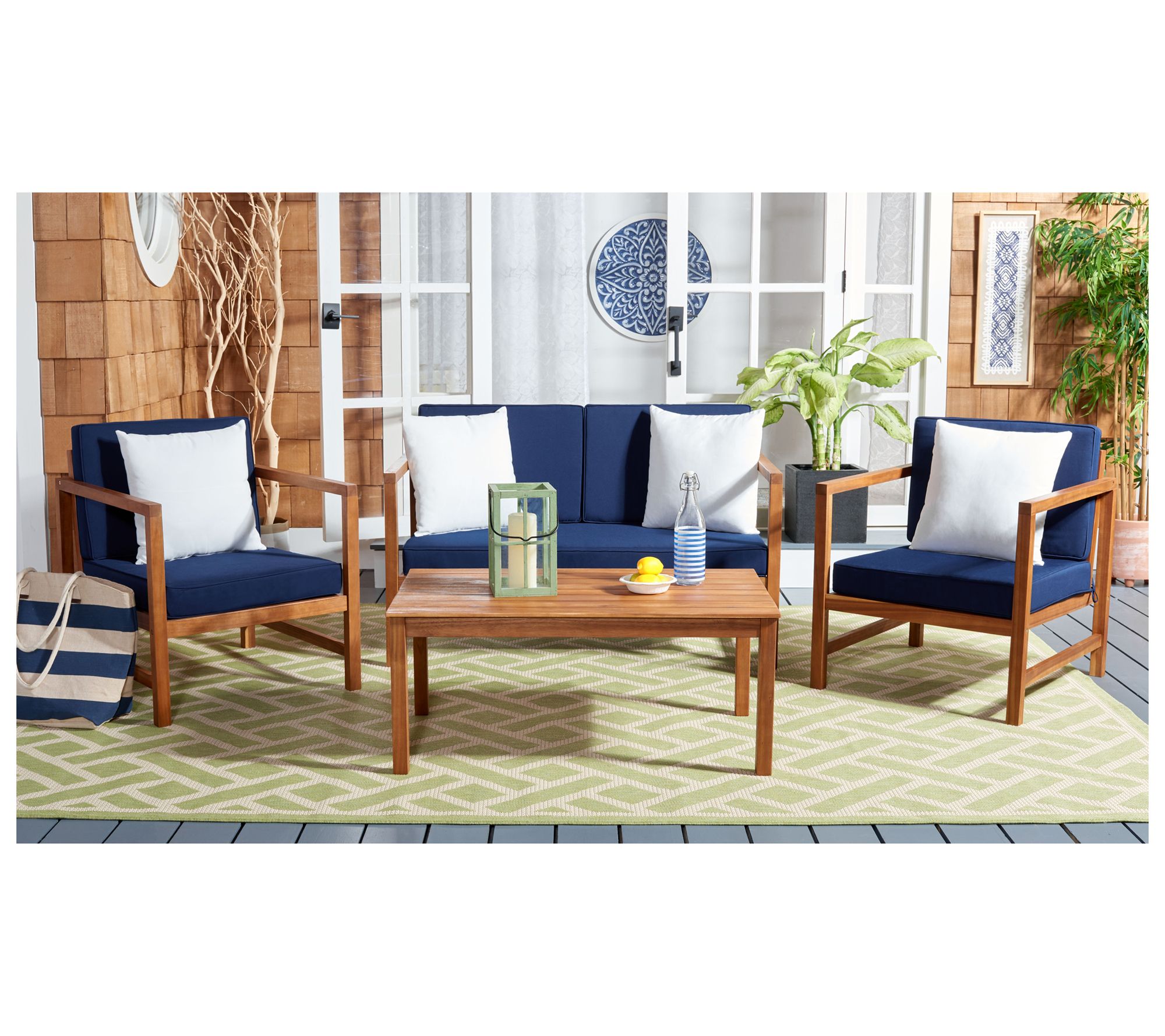 Safavieh Montez 4 Piece Outdoor Set With AccentPillows