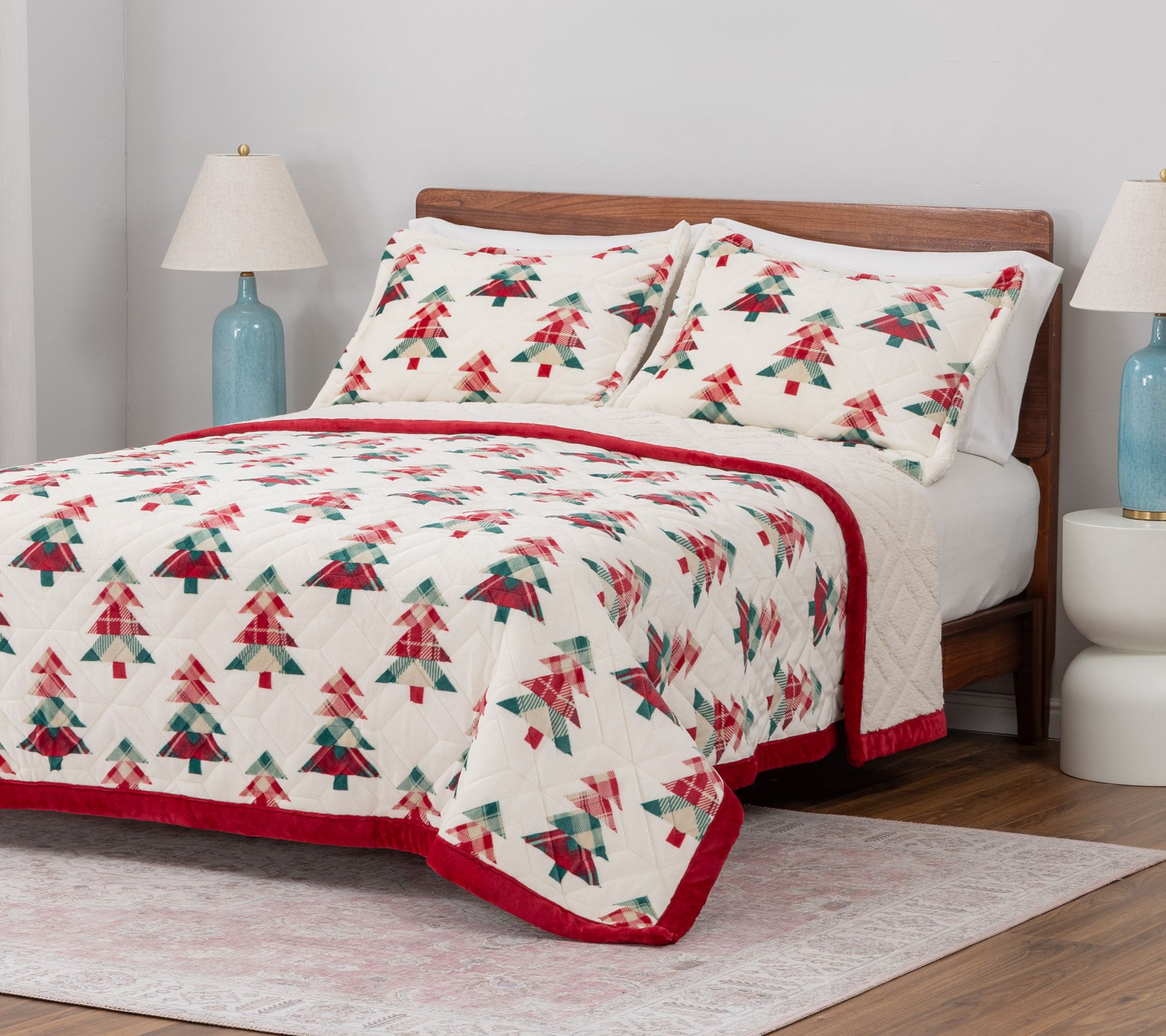 Berkshire Ultrasonic Velvetsoft rev. Sherpa Coverlet & Sham Set-Twin