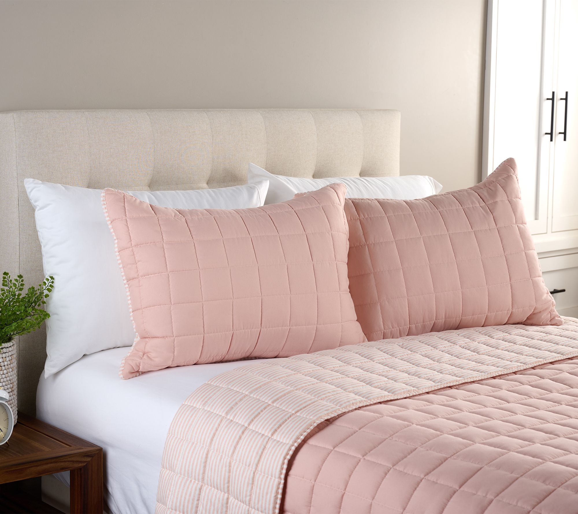 "As Is" Home Reflections Reversible Quilt & Sham Set - King